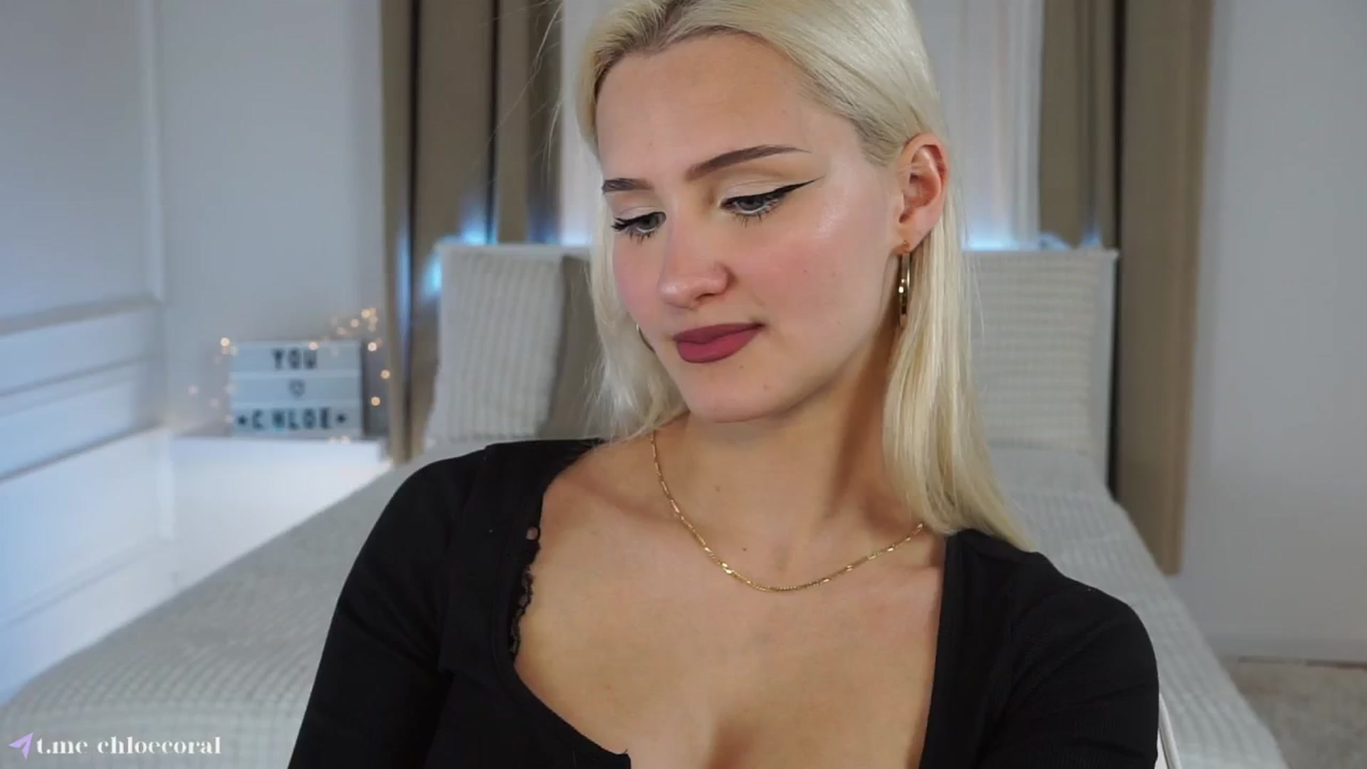 Gallery image thumbnail from ChloeCoral's myfreecams stream on, 02/24/2025, 19:27 image 15 of 20