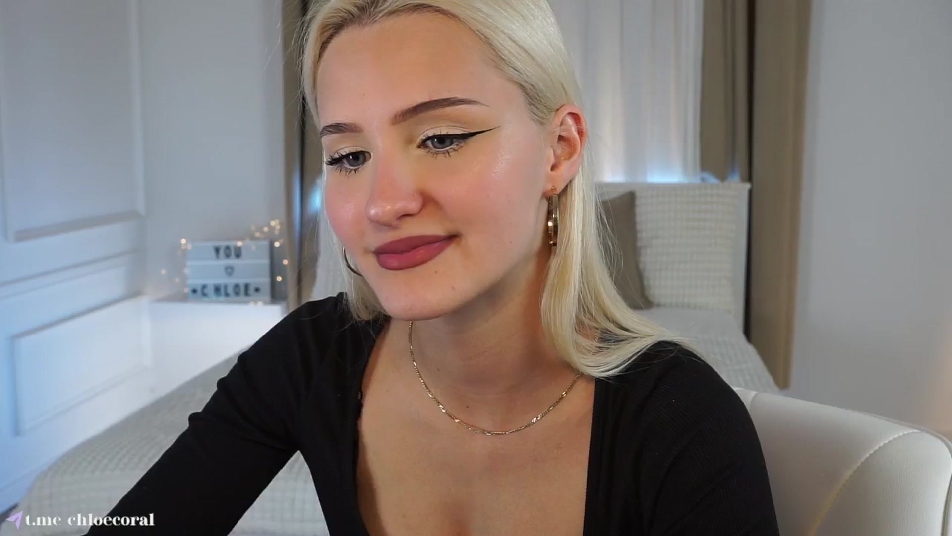 Gallery image thumbnail from ChloeCoral's myfreecams stream on, 02/24/2025, 19:27 image 17 of 20