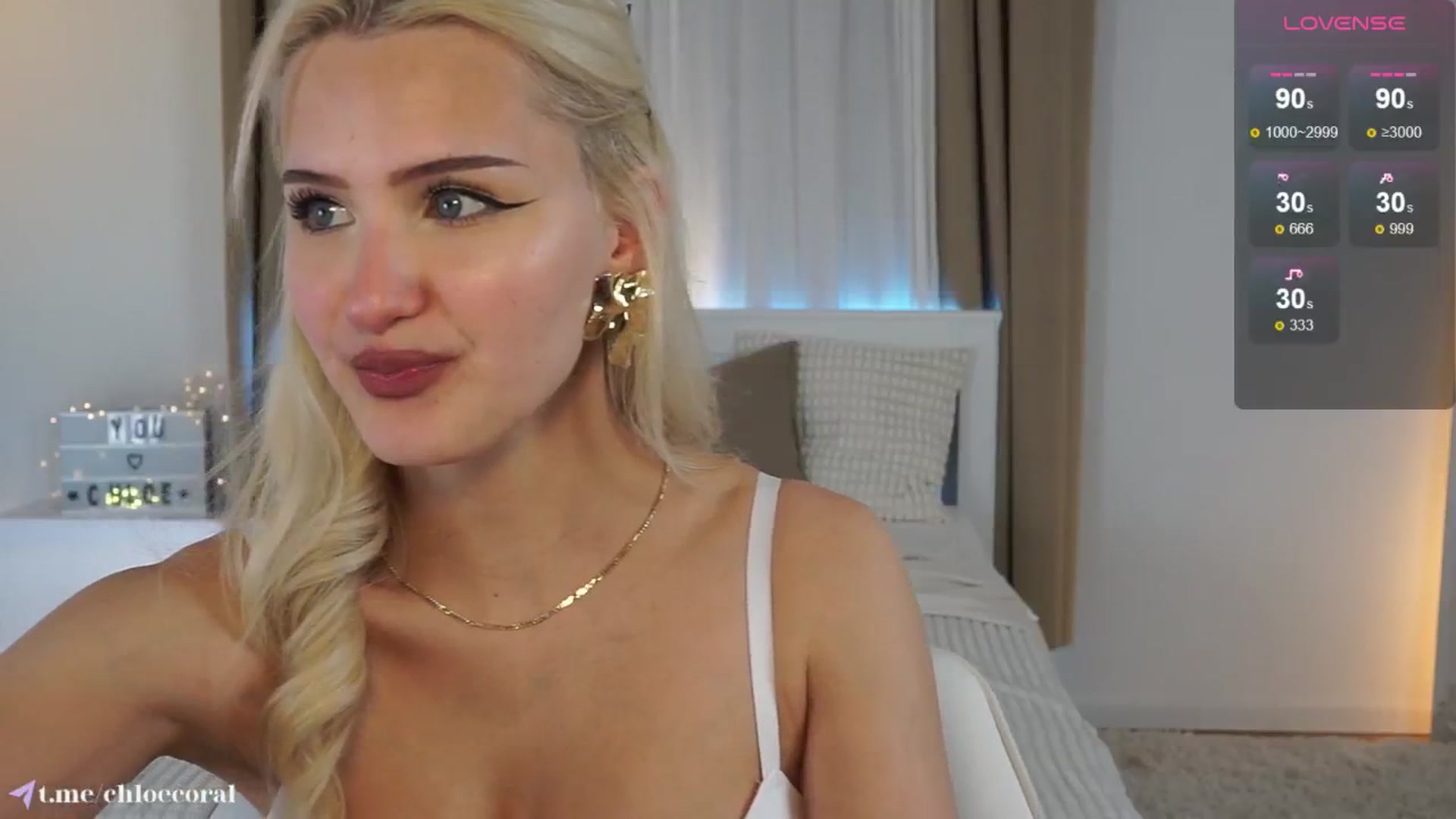 Gallery image thumbnail from ChloeCoral's myfreecams stream on, 02/25/2025, 20:43 image 15 of 20