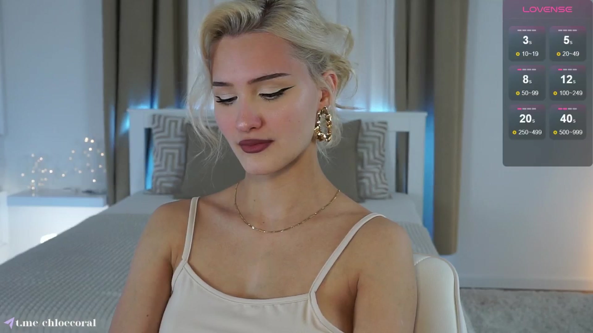 Gallery image thumbnail from ChloeCoral's myfreecams stream on, 03/01/2025, 17:45 image 18 of 20