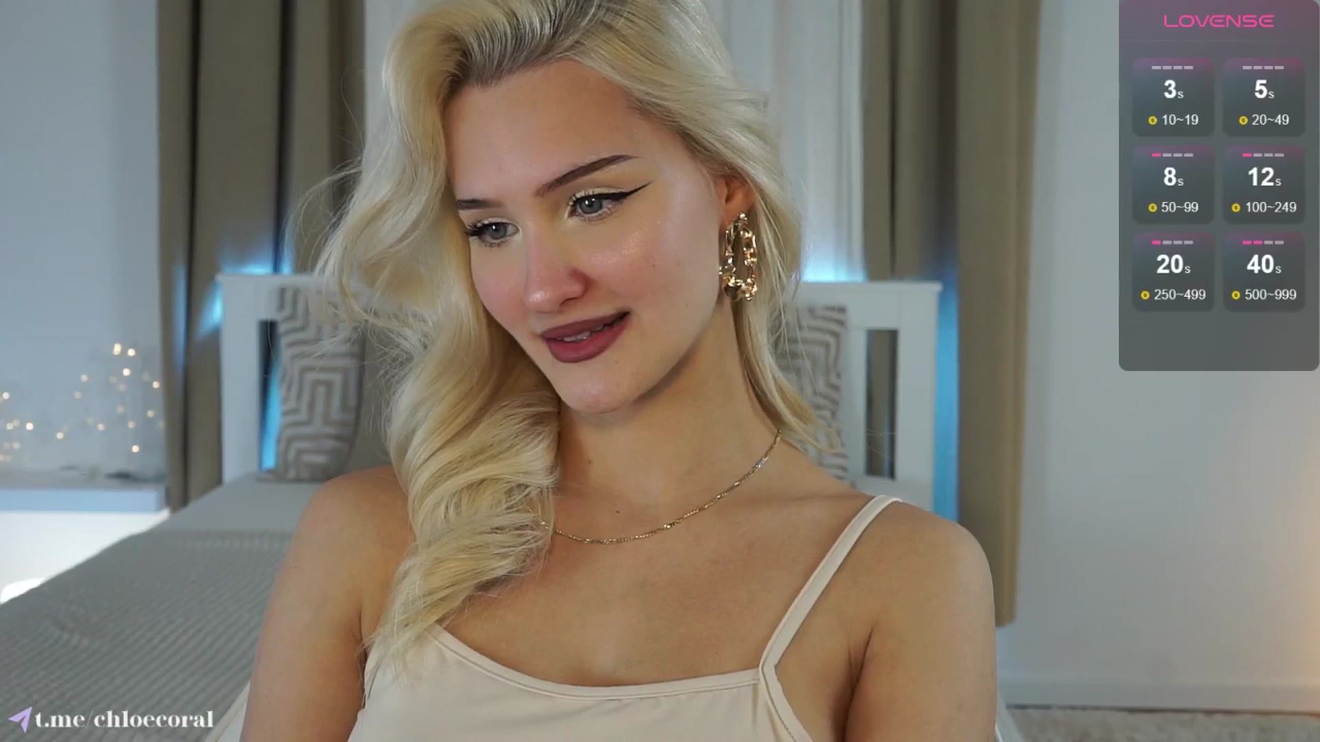 Gallery image thumbnail from ChloeCoral's myfreecams stream on, 03/01/2025, 18:31 image 13 of 20