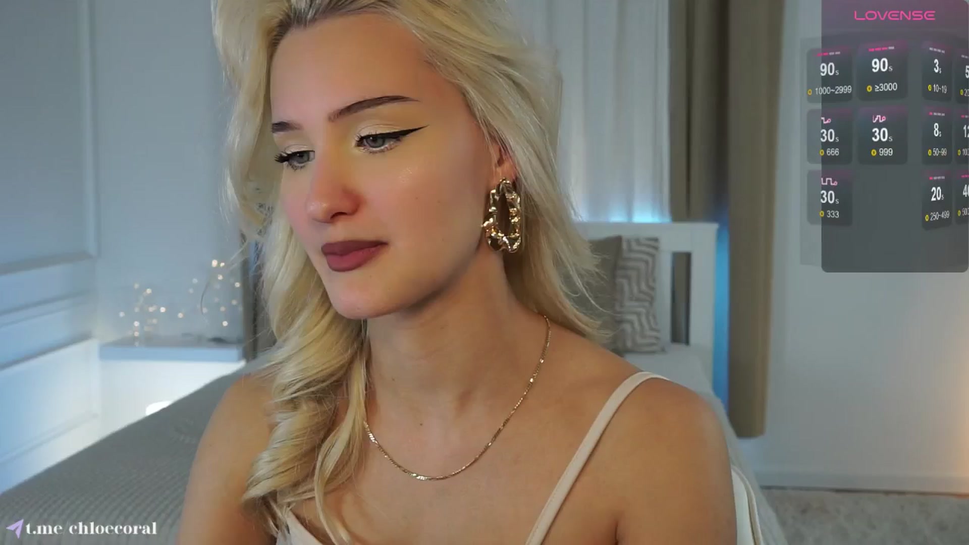 Gallery image thumbnail from ChloeCoral's myfreecams stream on, 03/01/2025, 19:30 image 17 of 20