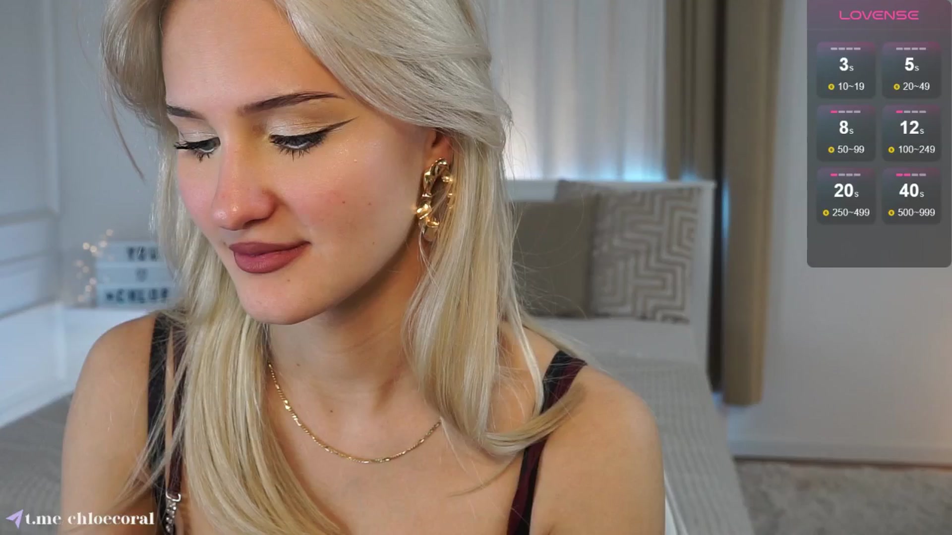 Gallery image thumbnail from ChloeCoral's myfreecams stream on, 03/08/2025, 24:13 image 11 of 20