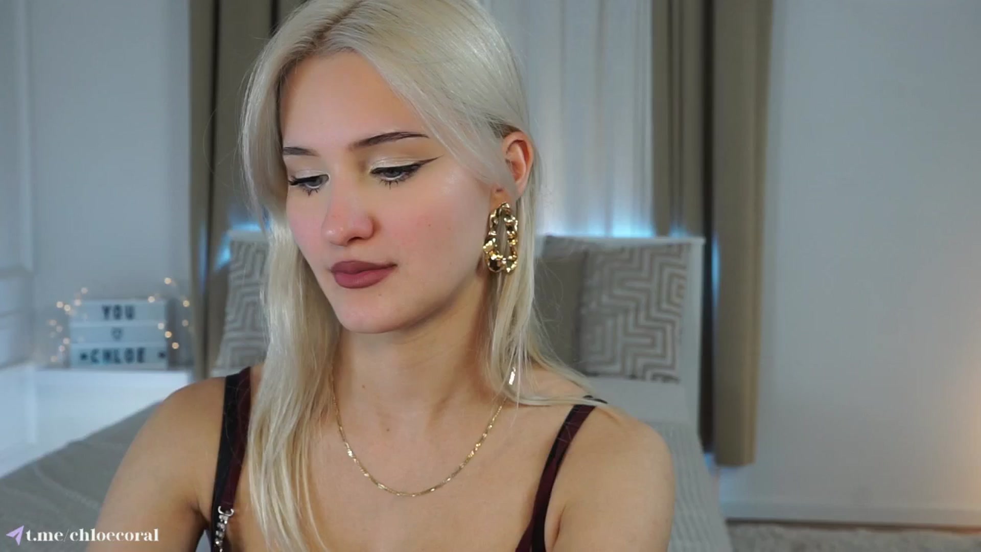 Gallery image thumbnail from ChloeCoral's myfreecams stream on, 03/08/2025, 24:13 image 20 of 20