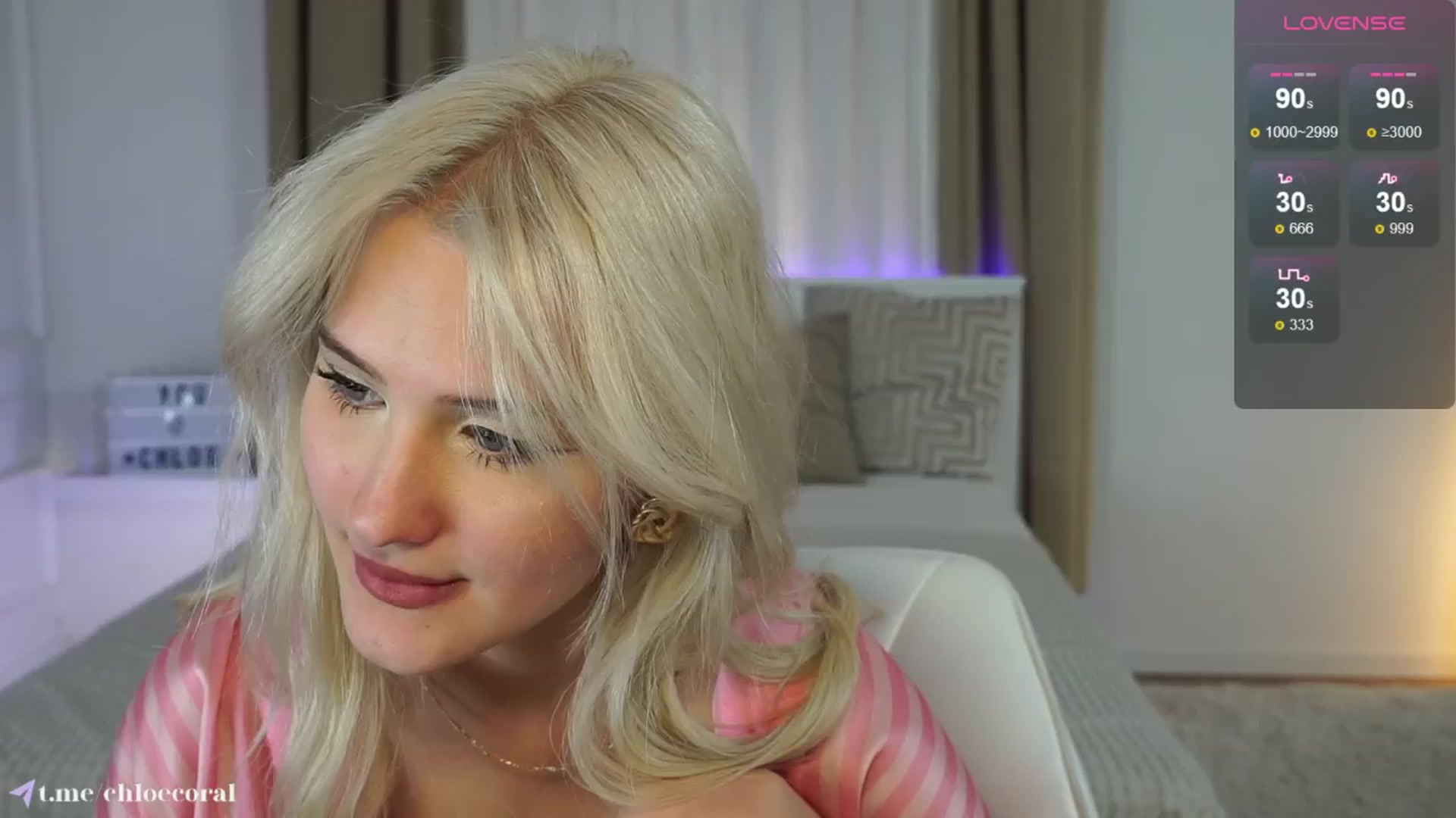 Gallery image thumbnail from ChloeCoral's myfreecams stream on, 03/08/2025, 22:41 image 16 of 20