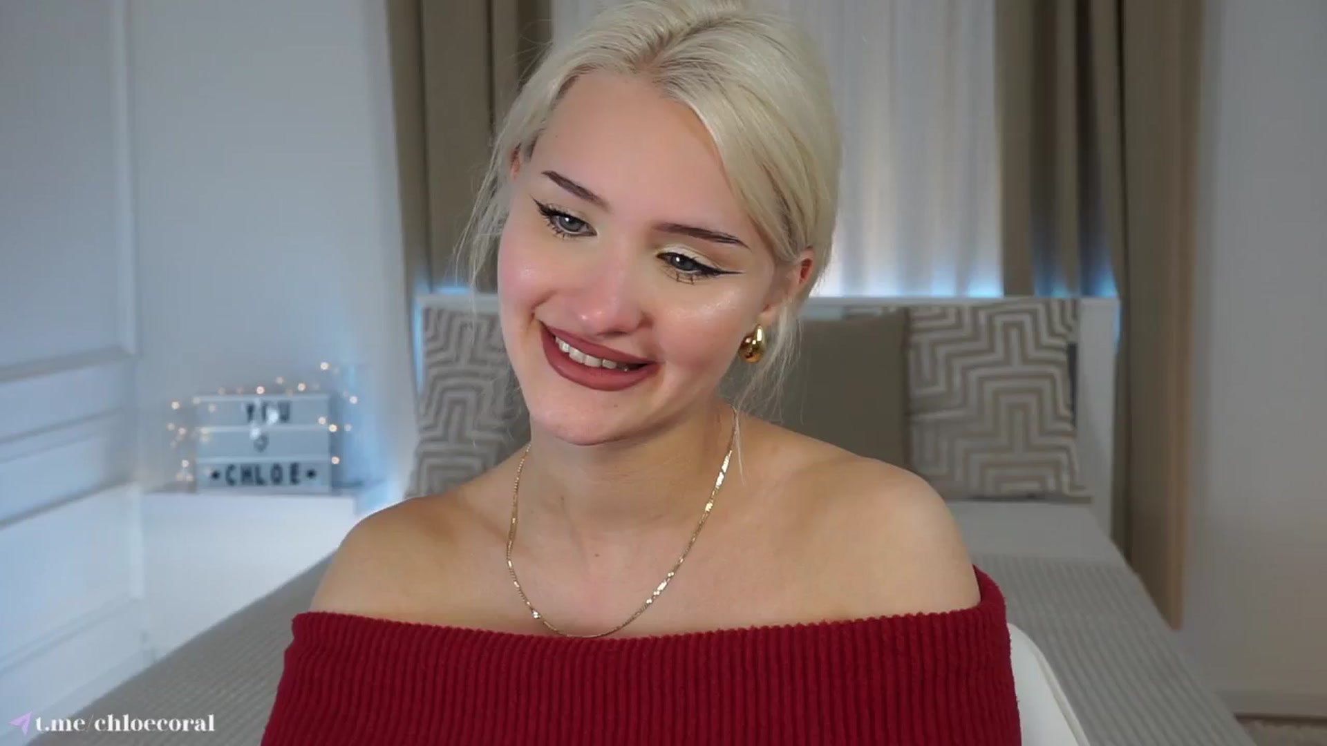Gallery image thumbnail from ChloeCoral's myfreecams stream on, 03/11/2025, 17:44 image 6 of 20