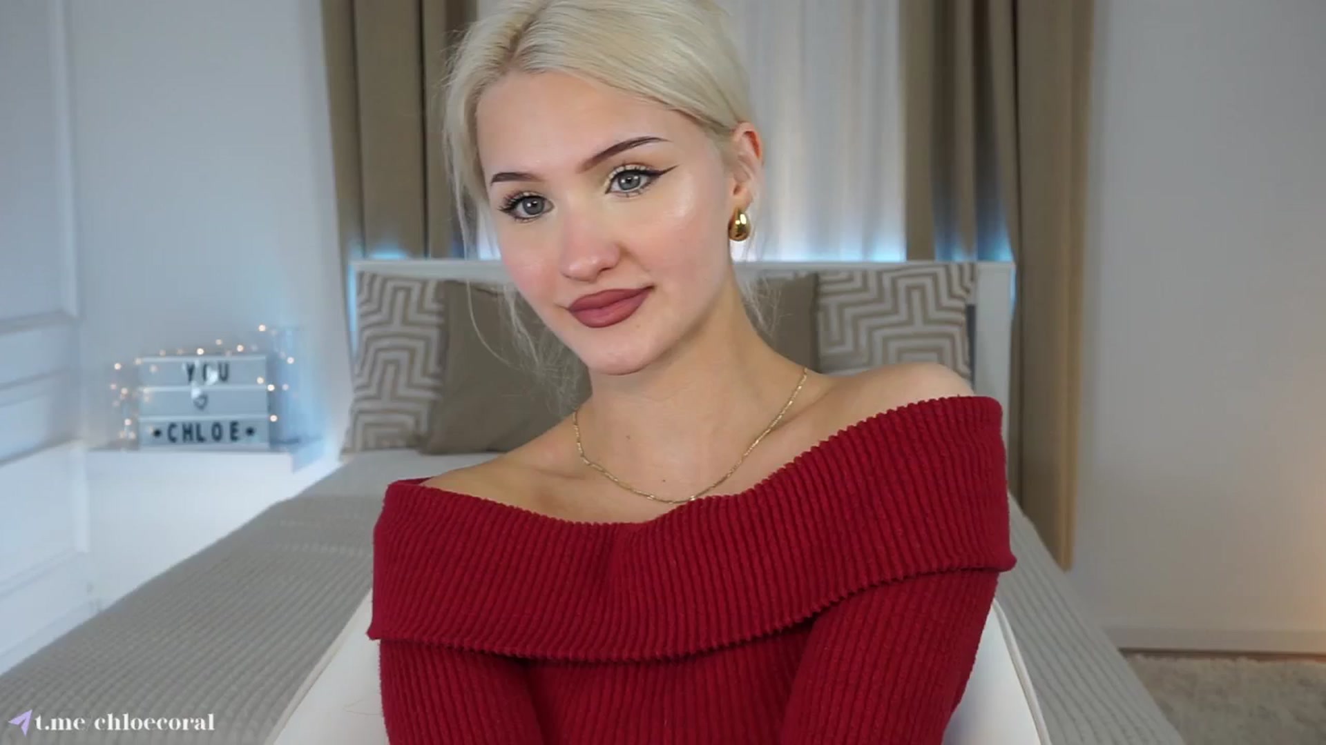 Gallery image thumbnail from ChloeCoral's myfreecams stream on, 03/11/2025, 17:44 image 14 of 20