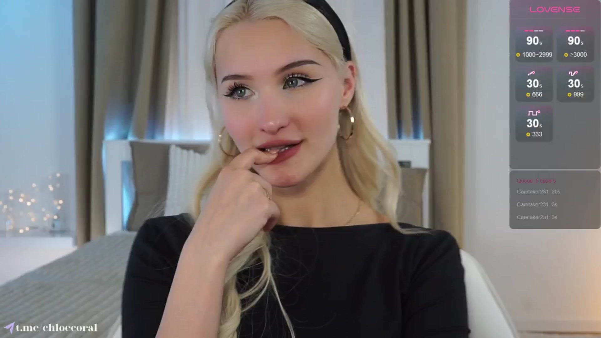 Gallery image thumbnail from ChloeCoral's myfreecams stream on, 04/02/2025, 02:39 image 15 of 20