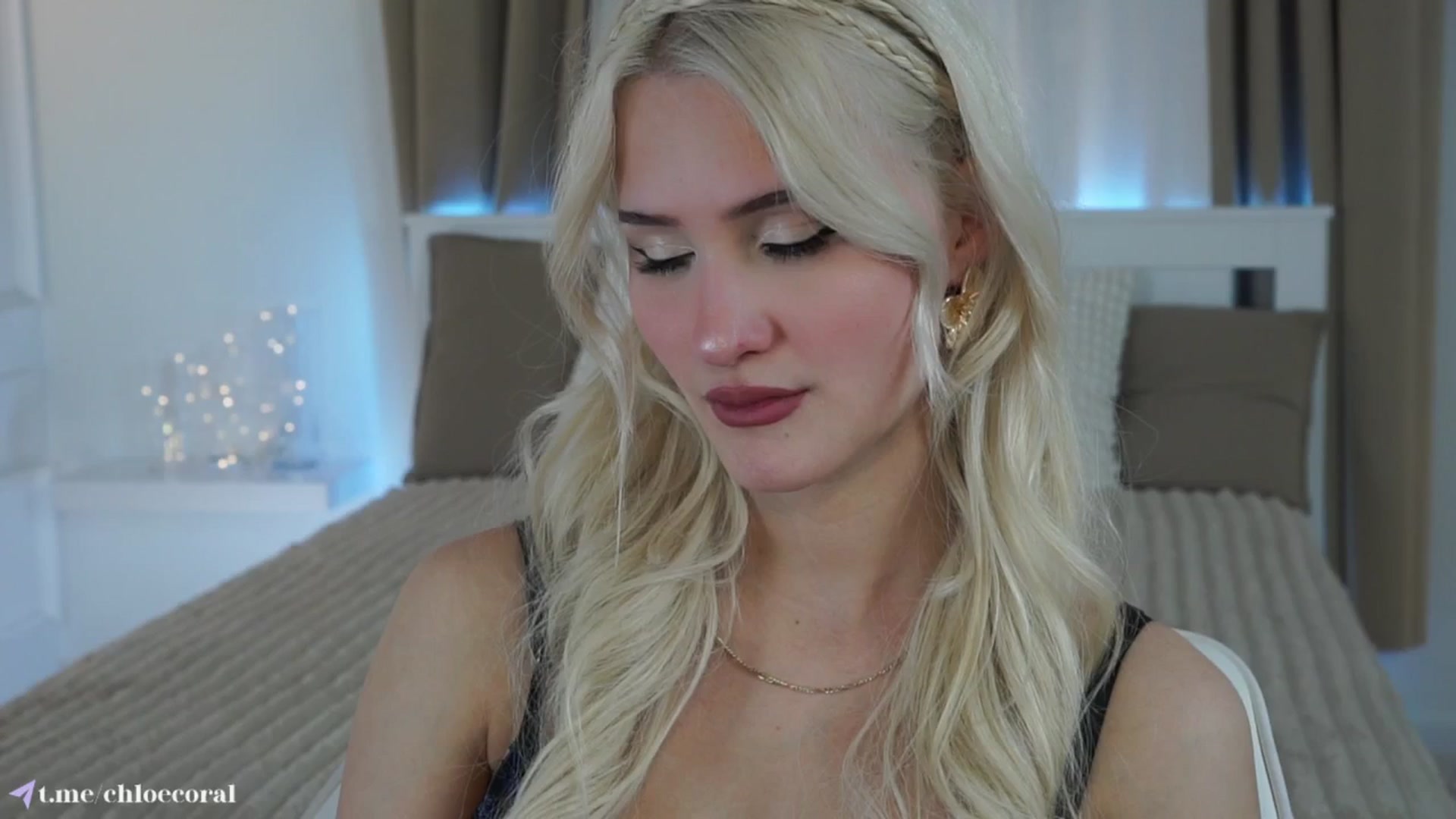 Gallery image thumbnail from ChloeCoral's myfreecams stream on, 04/03/2025, 16:57 image 3 of 20