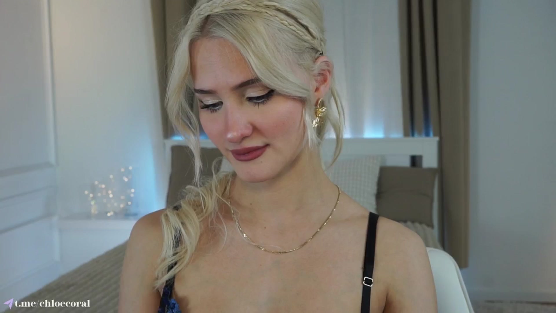 Gallery image thumbnail from ChloeCoral's myfreecams stream on, 04/03/2025, 16:57 image 19 of 20