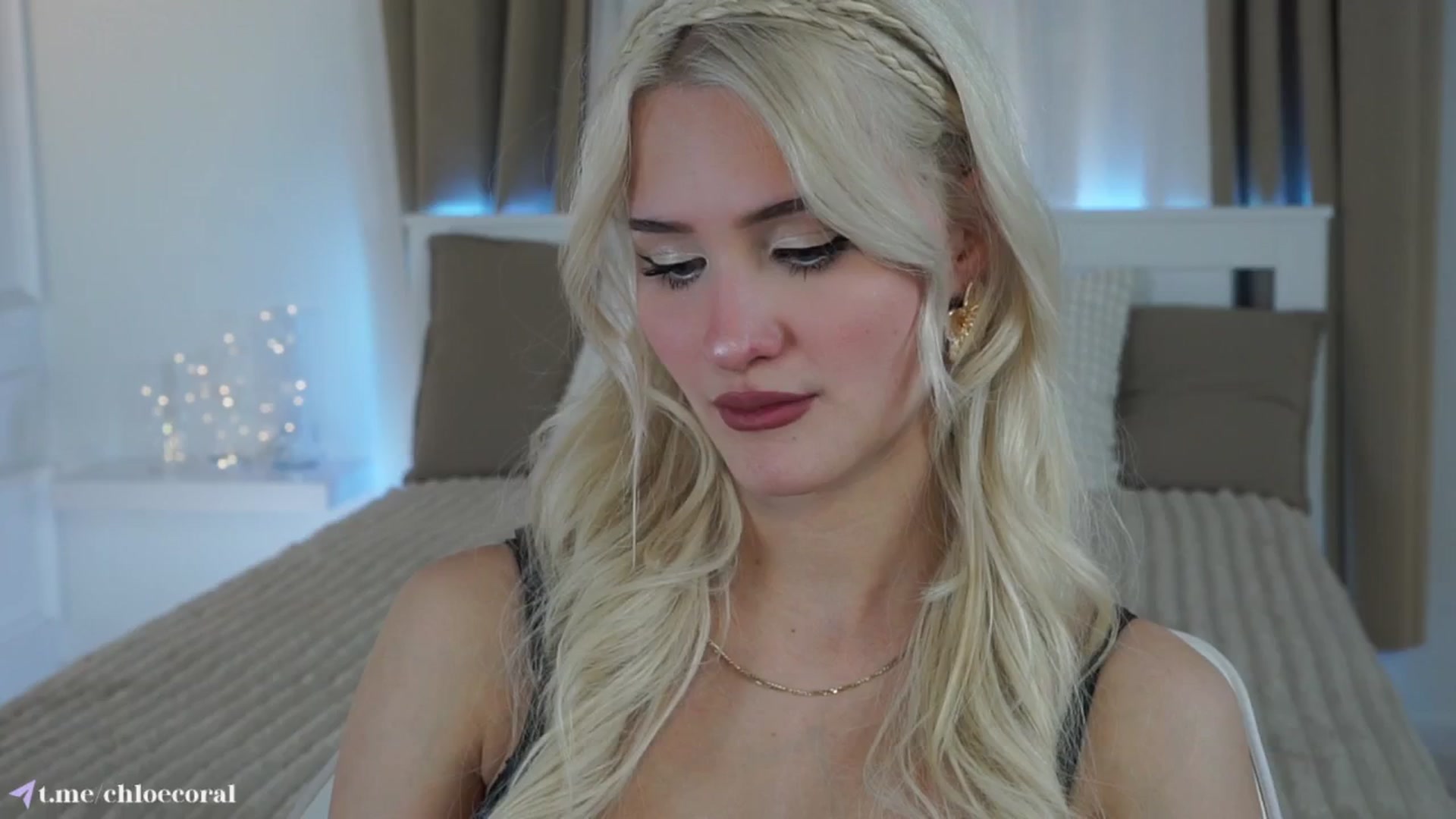 Gallery image thumbnail from ChloeCoral's myfreecams stream on, 04/03/2025, 16:57 image 4 of 20