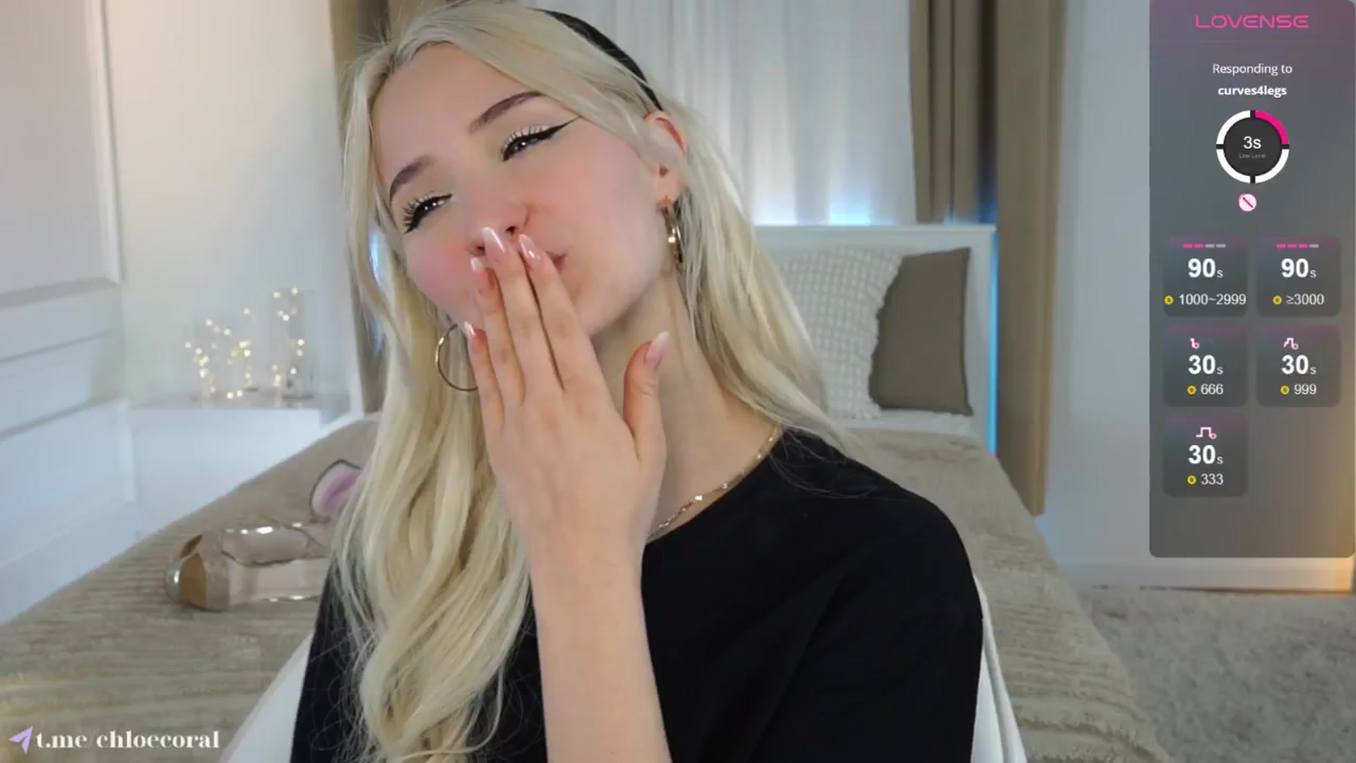 Gallery image thumbnail from ChloeCoral's myfreecams stream on, 04/04/2025, 20:17 image 19 of 20