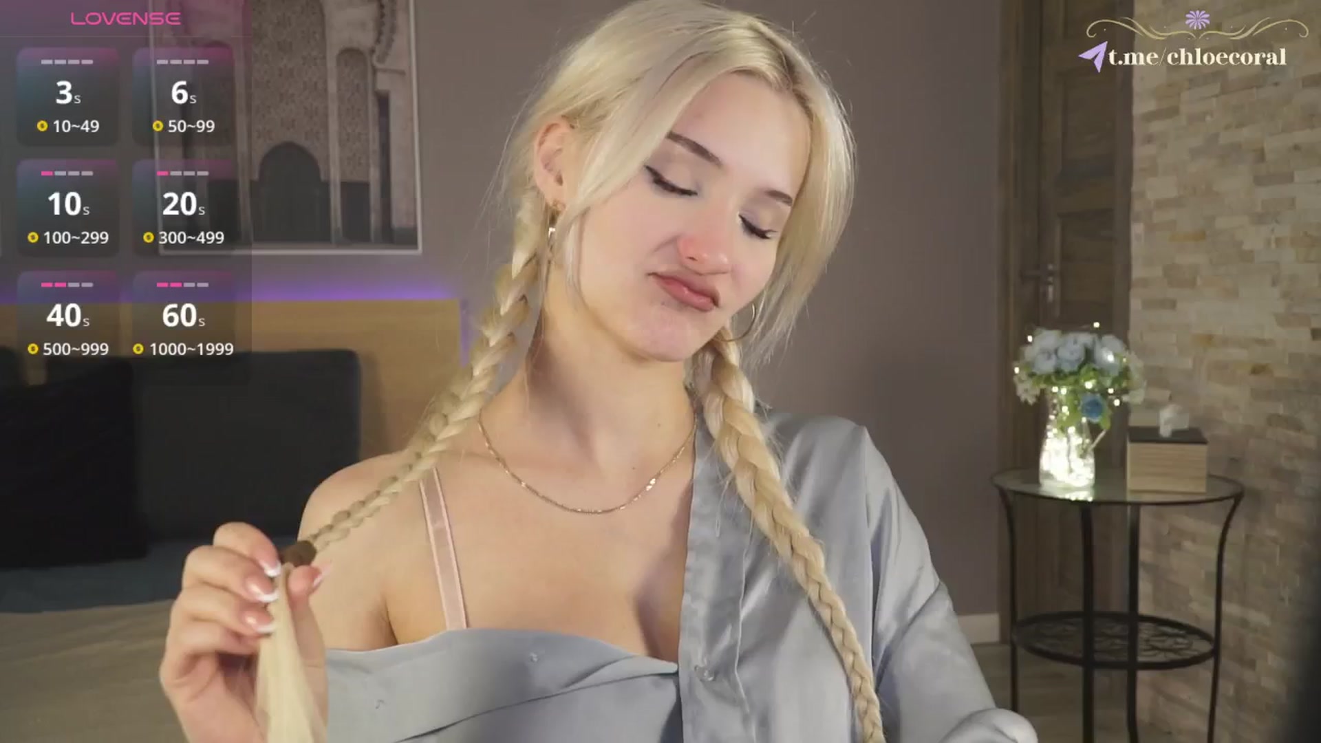 Gallery image thumbnail from ChloeCoral's myfreecams stream on, 05/13/2025, 21:11 image 14 of 20