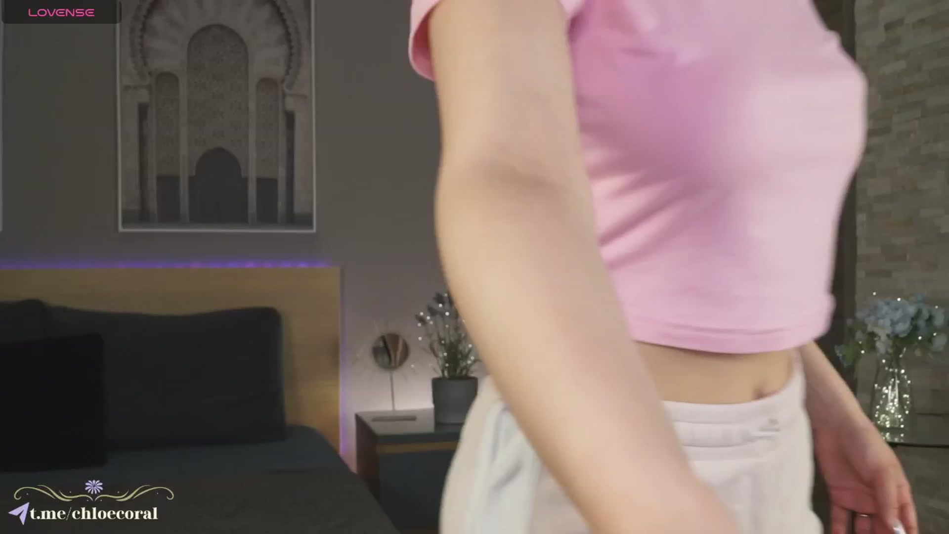 Gallery image thumbnail from ChloeCoral's myfreecams stream on, 06/17/2025, 19:23 image 20 of 20