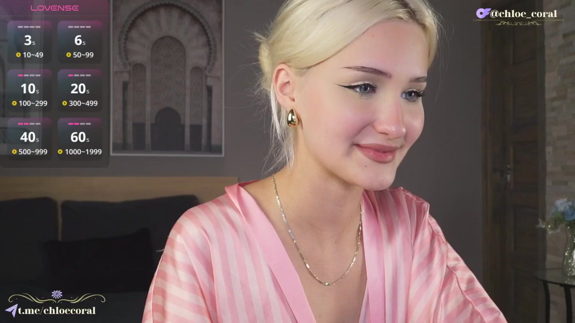 Gallery image thumbnail from ChloeCoral's myfreecams stream on, 06/30/2025, 21:19 image 18 of 20