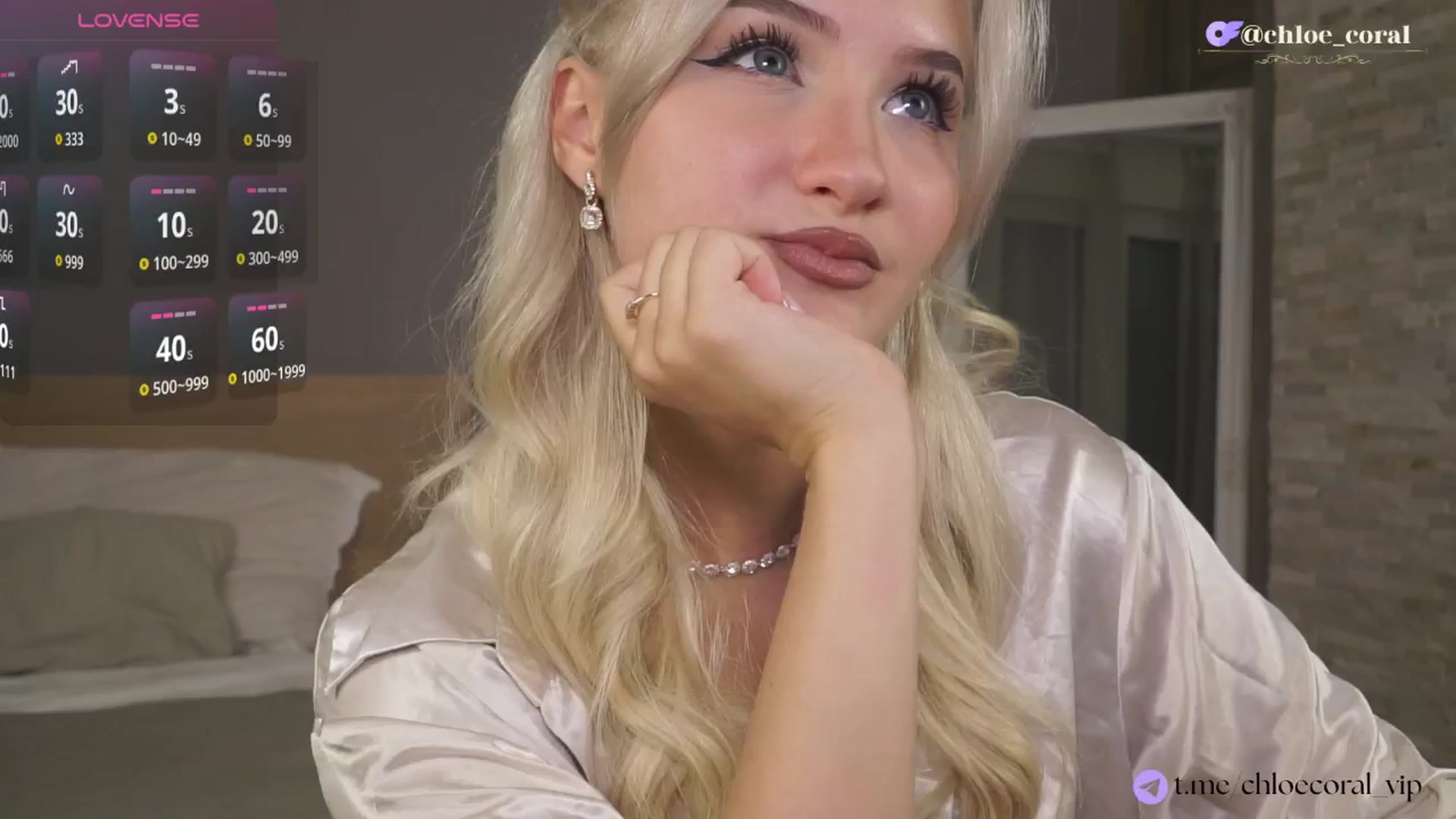 Gallery image thumbnail from ChloeCoral's myfreecams stream on, 10/04/2025, 19:27 image 4 of 20