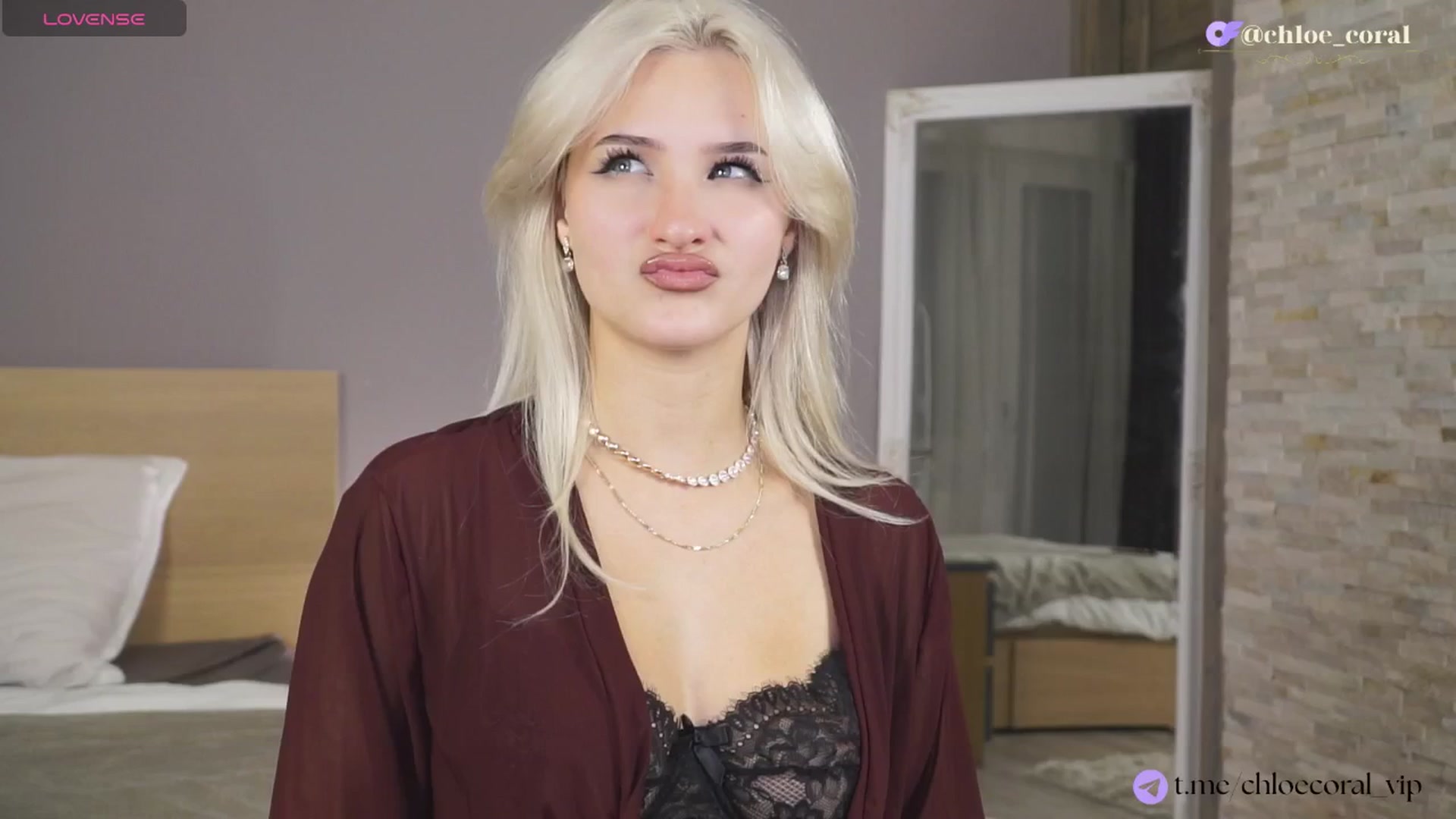 Gallery image thumbnail from ChloeCoral's myfreecams stream on, 10/16/2025, 20:58 image 9 of 20