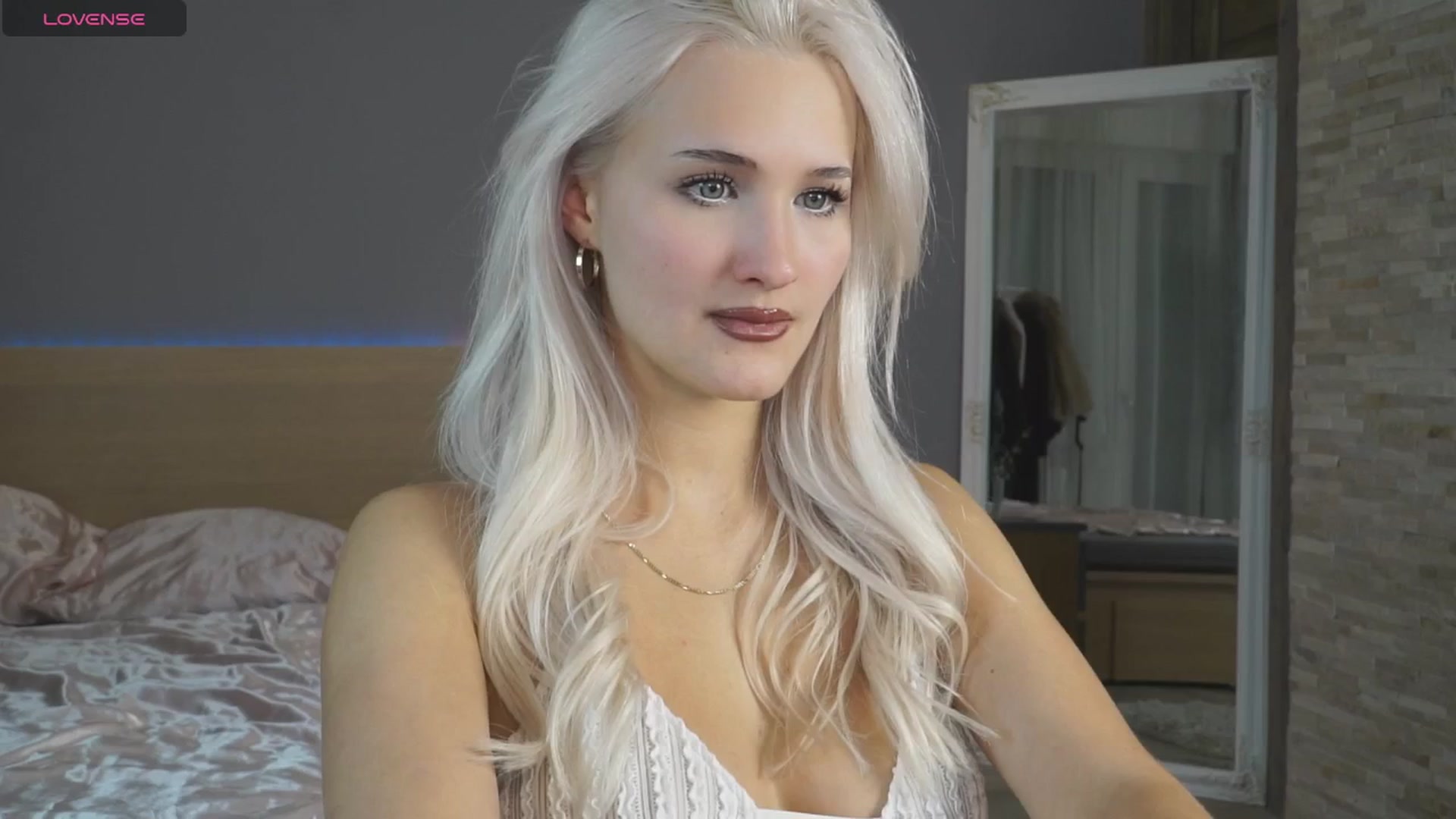 Gallery image thumbnail from ChloeCoral's myfreecams stream on, 11/03/2025, 22:46 image 2 of 20