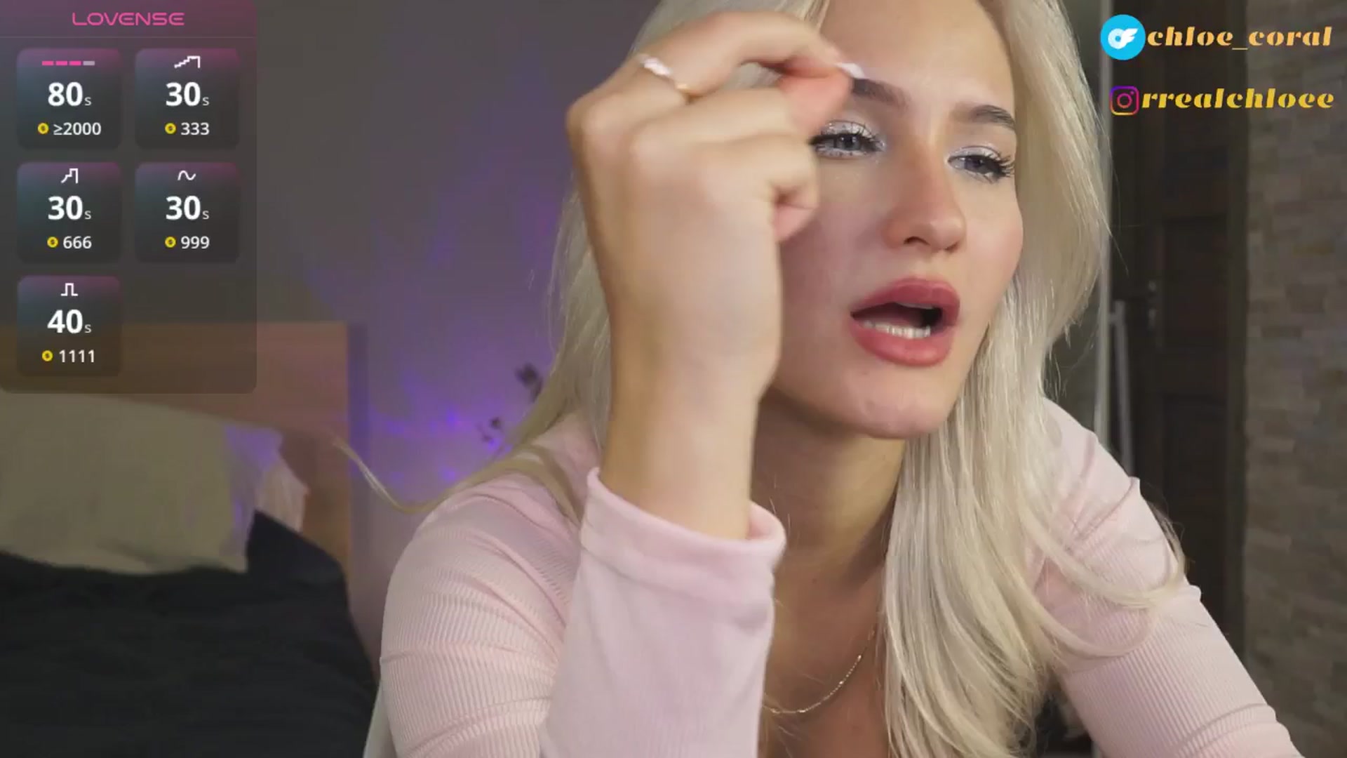Gallery image thumbnail from ChloeCoral's myfreecams stream on, 11/26/2025, 01:11 image 9 of 20
