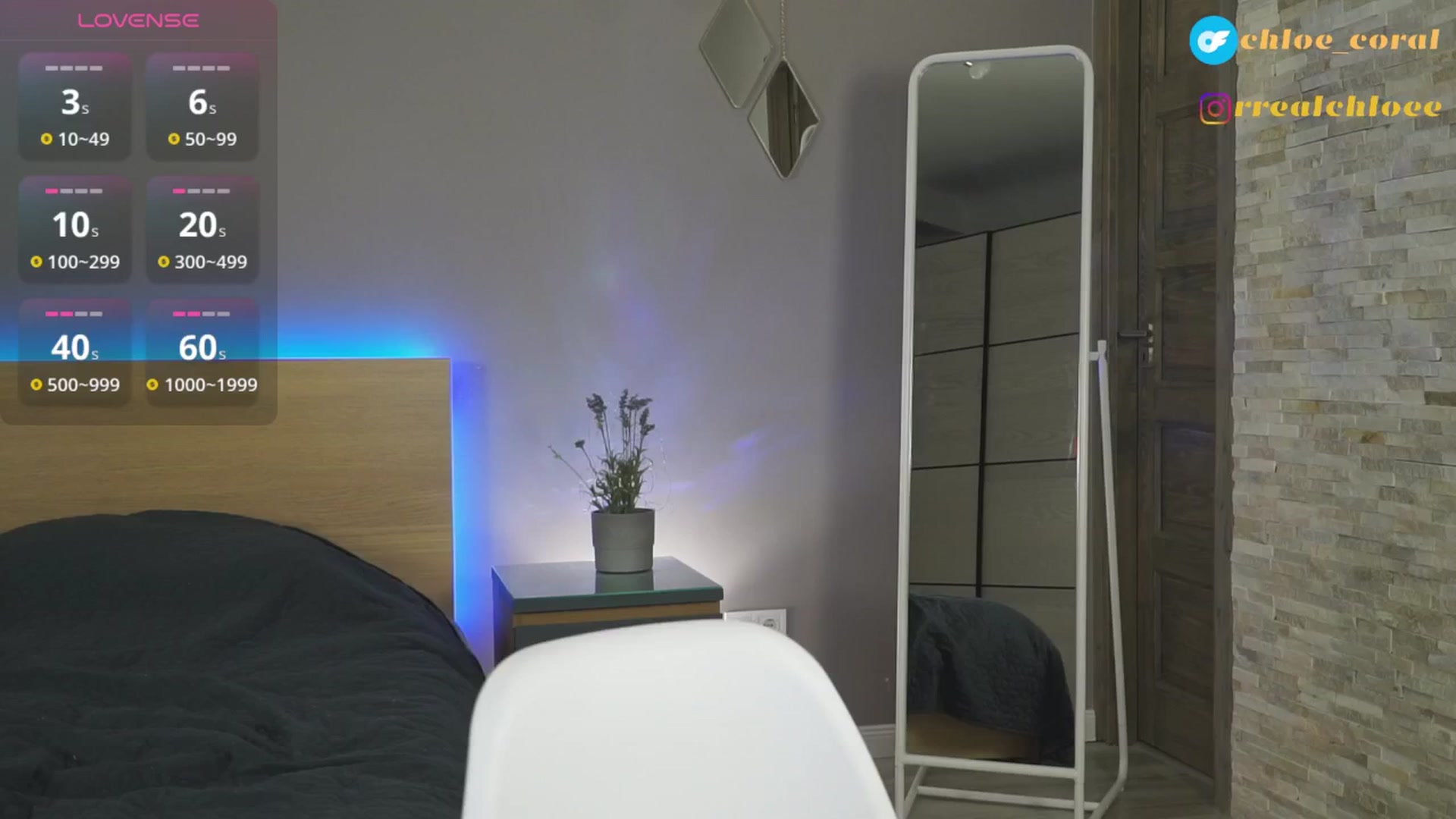 Gallery image thumbnail from ChloeCoral's myfreecams stream on, 12/04/2025, 23:21 image 6 of 20