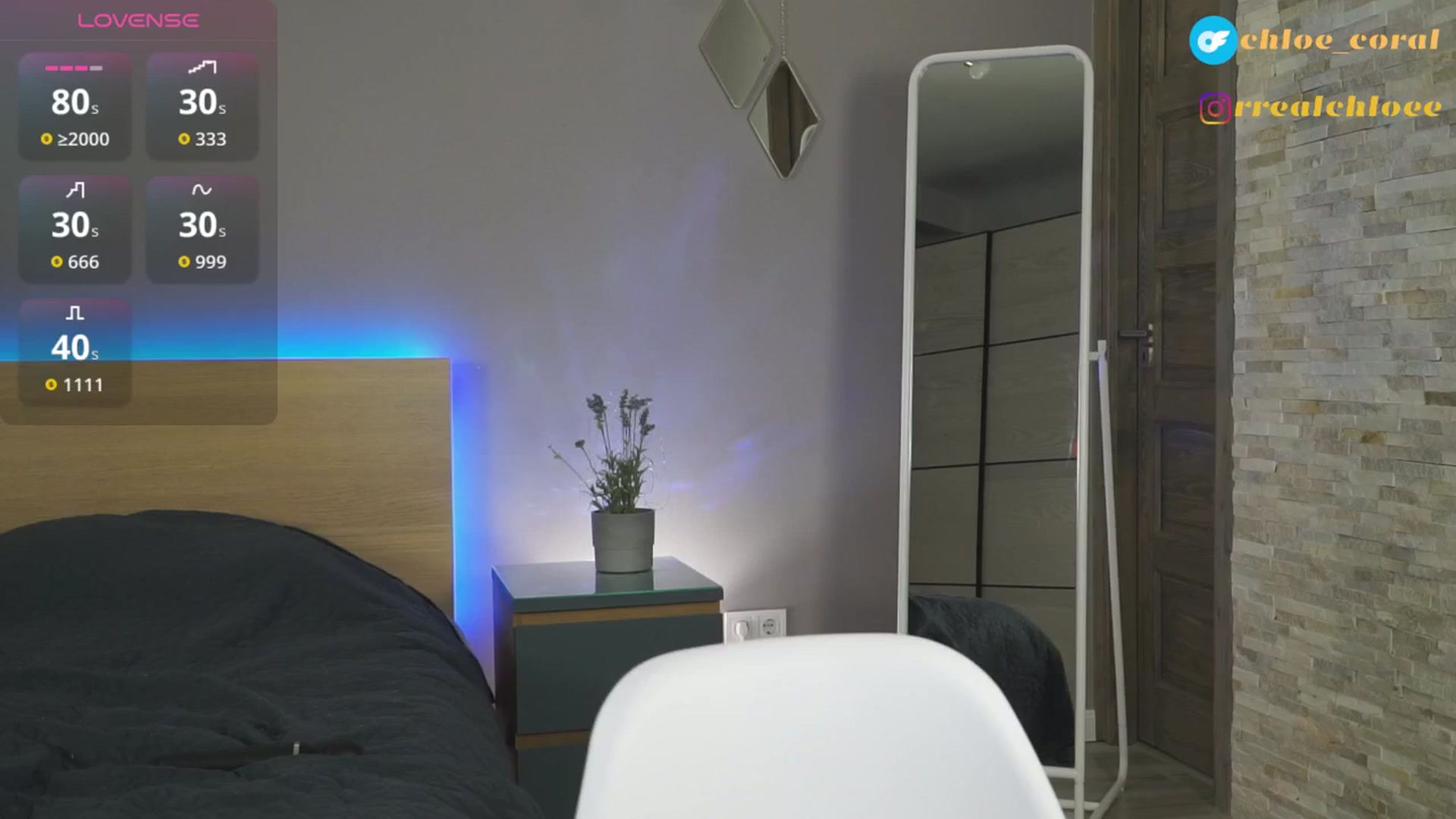 Gallery image thumbnail from ChloeCoral's myfreecams stream on, 12/04/2025, 23:21 image 18 of 20