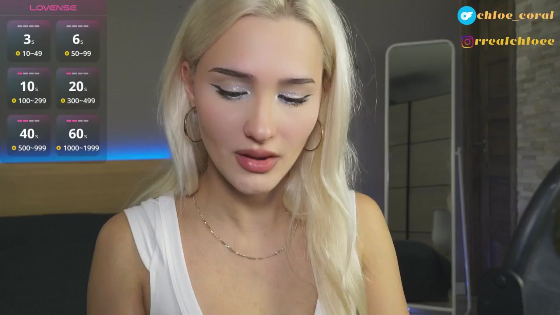 Gallery image thumbnail from ChloeCoral's myfreecams stream on, 12/08/2025, 19:33 image 4 of 20