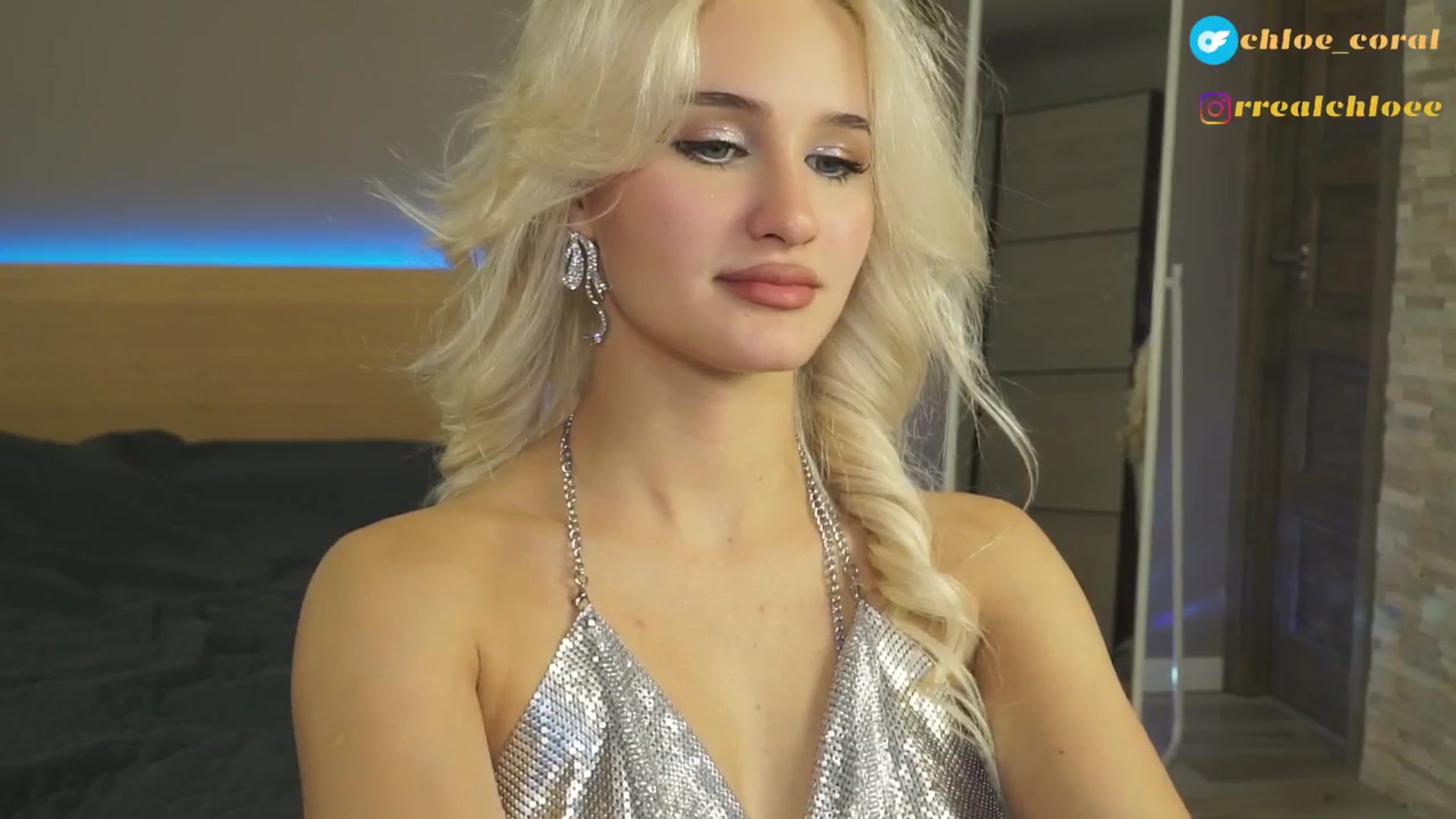 Gallery image thumbnail from ChloeCoral's myfreecams stream on, 12/31/2025, 19:55 image 13 of 20