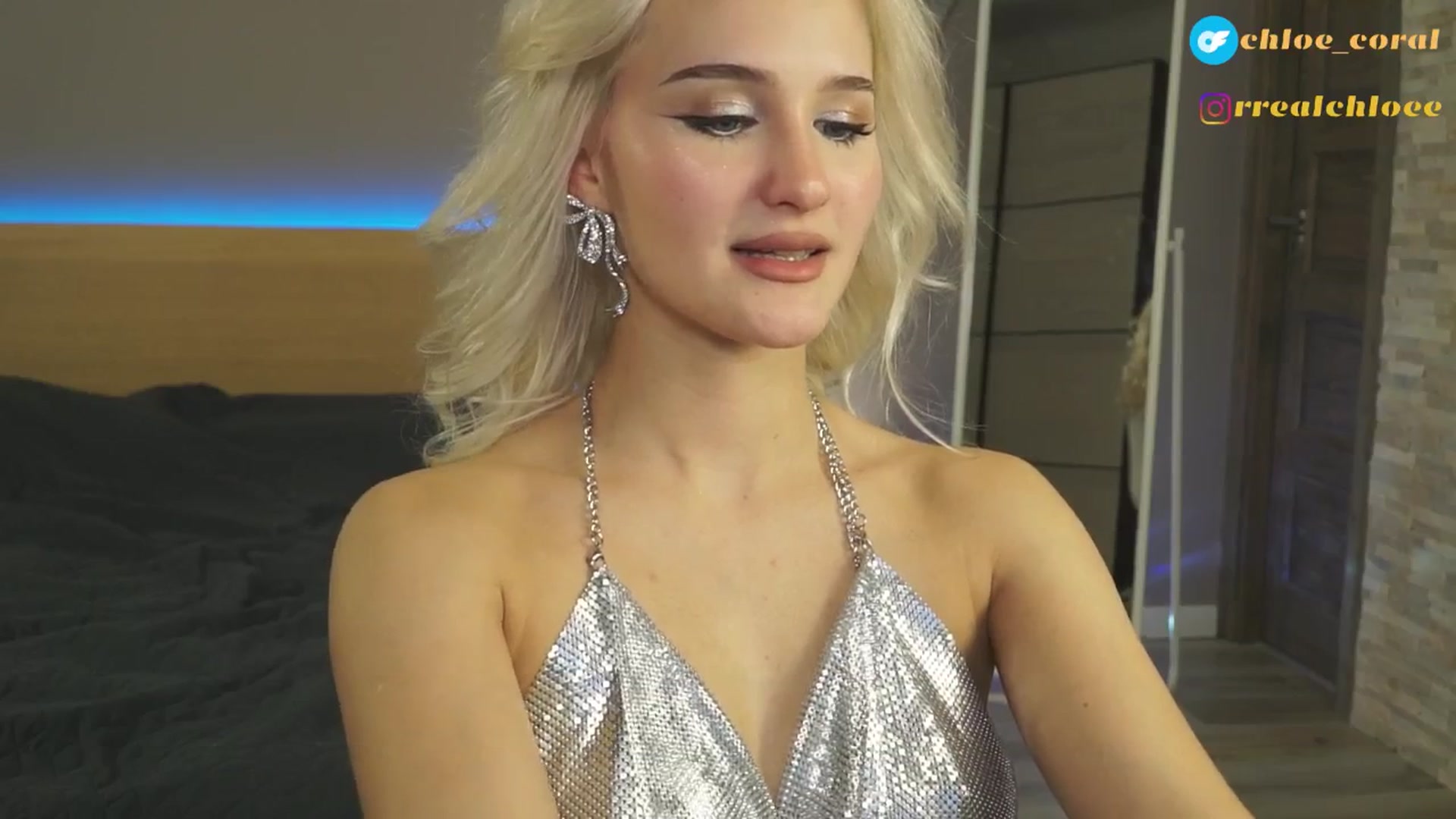 Gallery image thumbnail from ChloeCoral's myfreecams stream on, 12/31/2025, 19:55 image 6 of 20