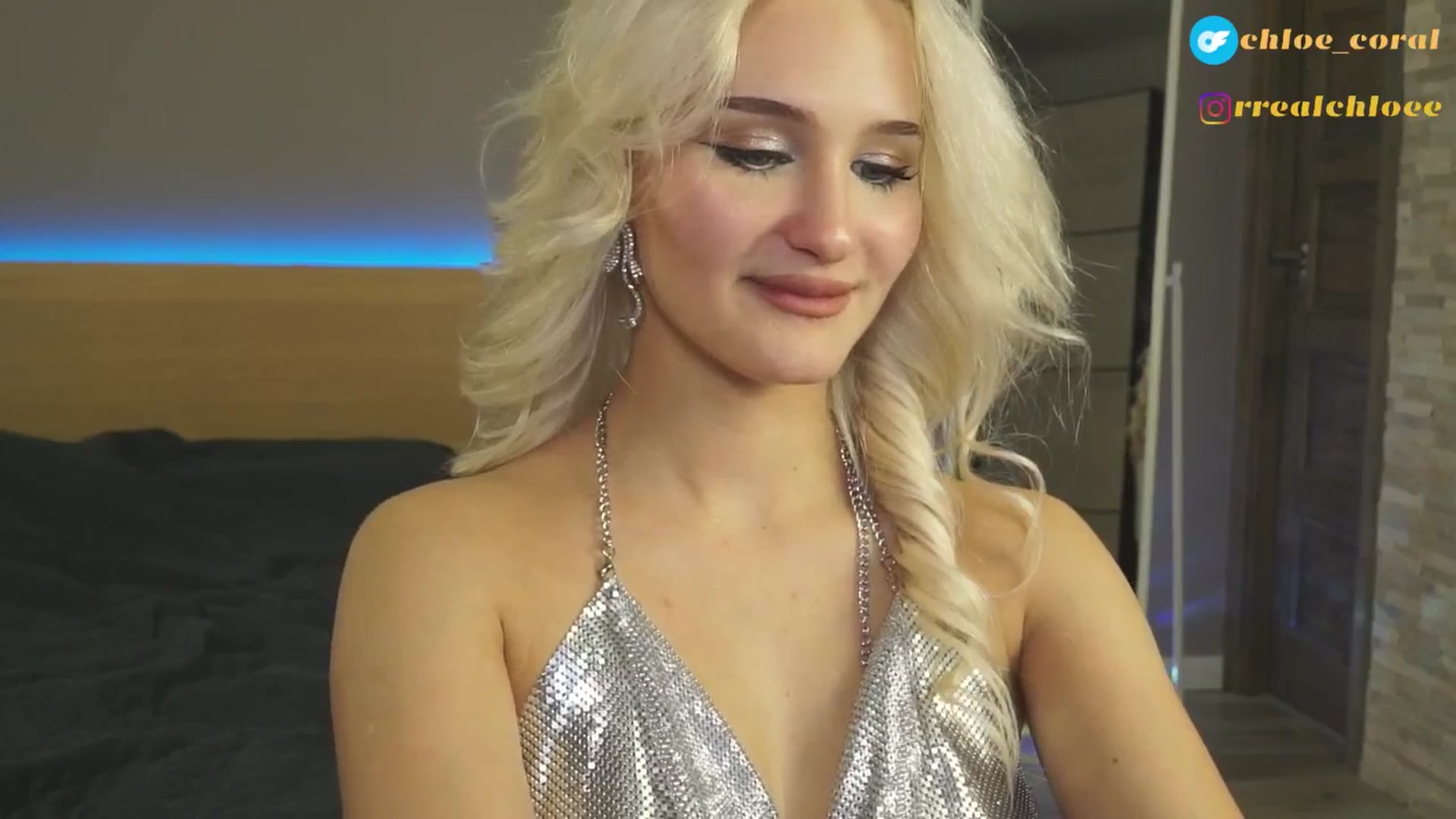 Gallery image thumbnail from ChloeCoral's myfreecams stream on, 12/31/2025, 19:55 image 12 of 20
