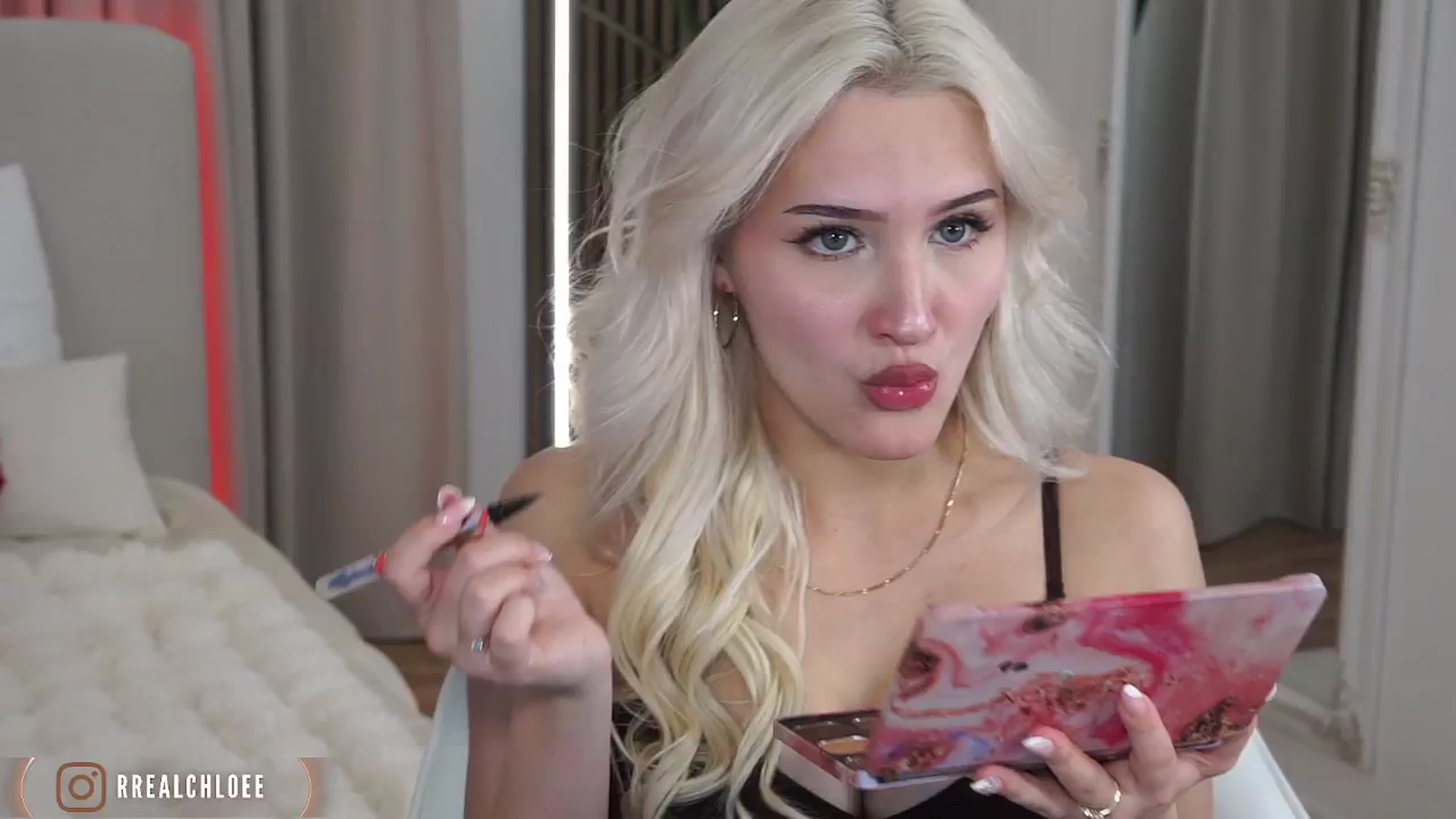 Gallery image thumbnail from ChloeCoral's myfreecams stream on, 02/14/2026, 20:02 image 1 of 20