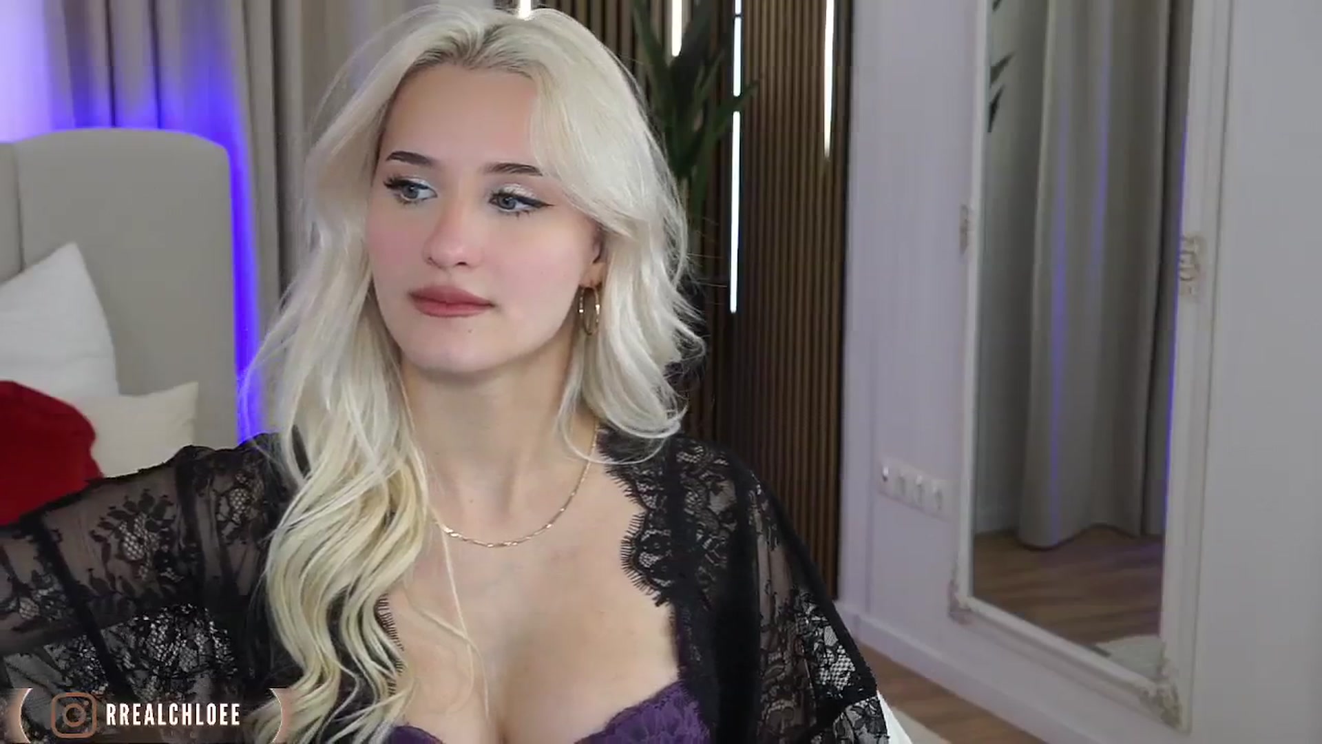 Gallery image thumbnail from ChloeCoral's myfreecams stream on, 02/15/2026, 17:54 image 4 of 20