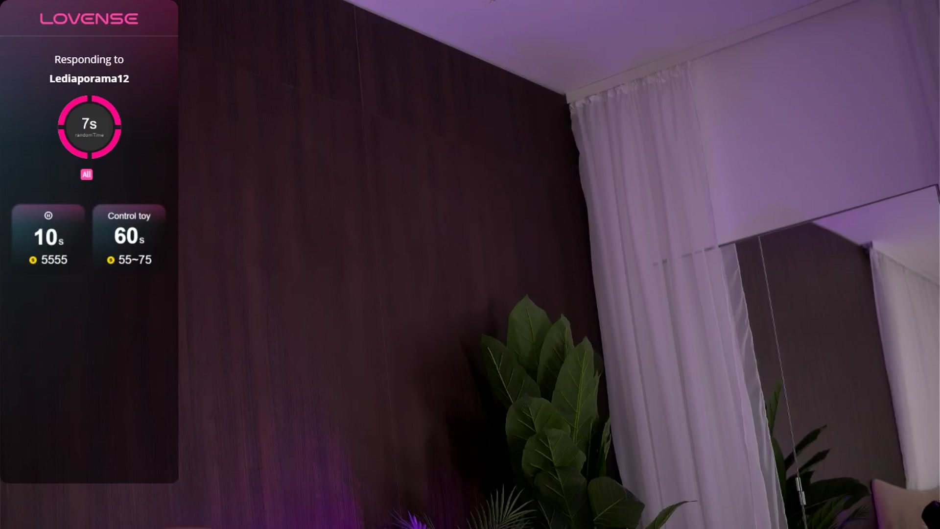 Gallery image thumbnail from ChloeDevine's myfreecams stream on, 07/05/2025, 10:47 image 17 of 20