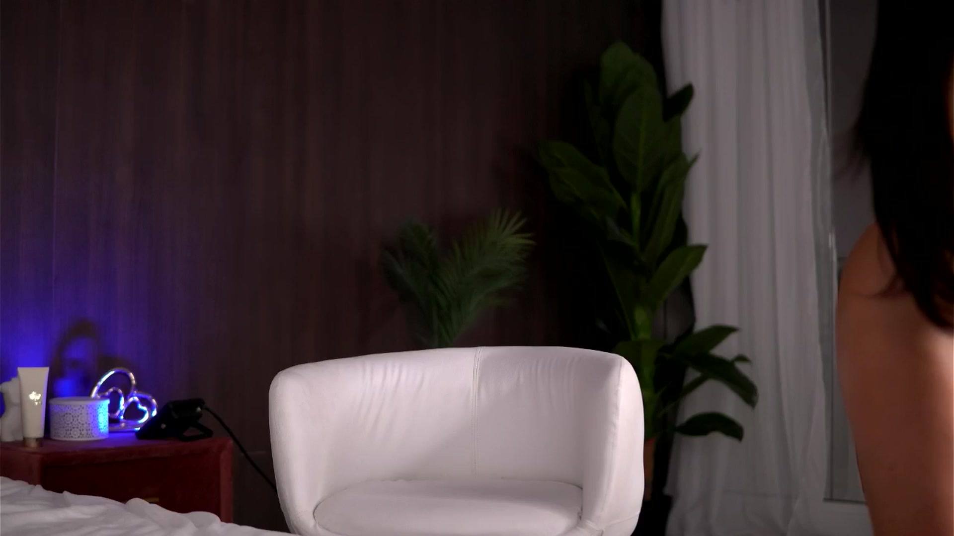 Gallery image thumbnail from ChloeDevine's myfreecams stream on, 09/18/2025, 10:48 image 20 of 20