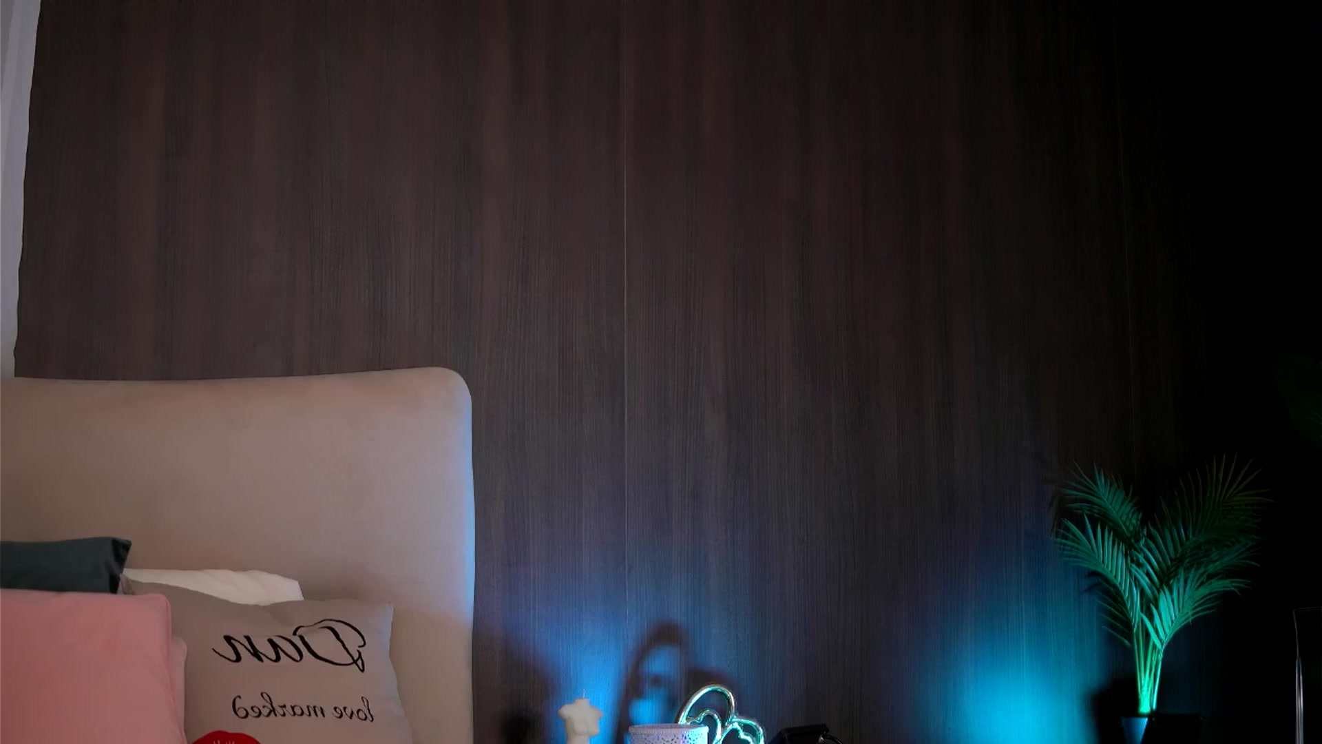 Gallery image thumbnail from ChloeDevine's myfreecams stream on, 09/21/2025, 10:17 image 18 of 20