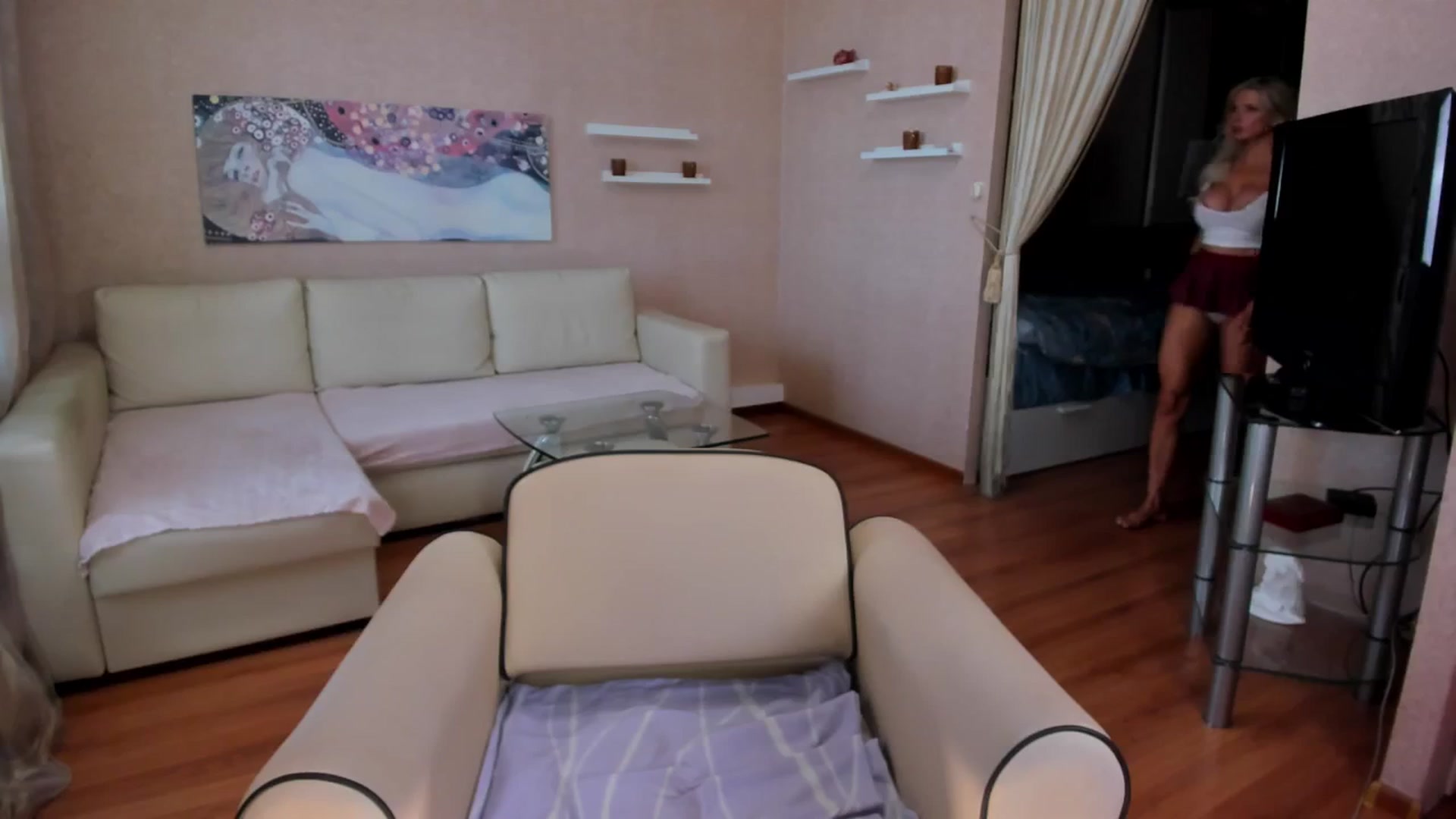 Gallery image thumbnail from ChloeJakson's myfreecams stream on, 06/16/2024, 11:27 image 14 of 20