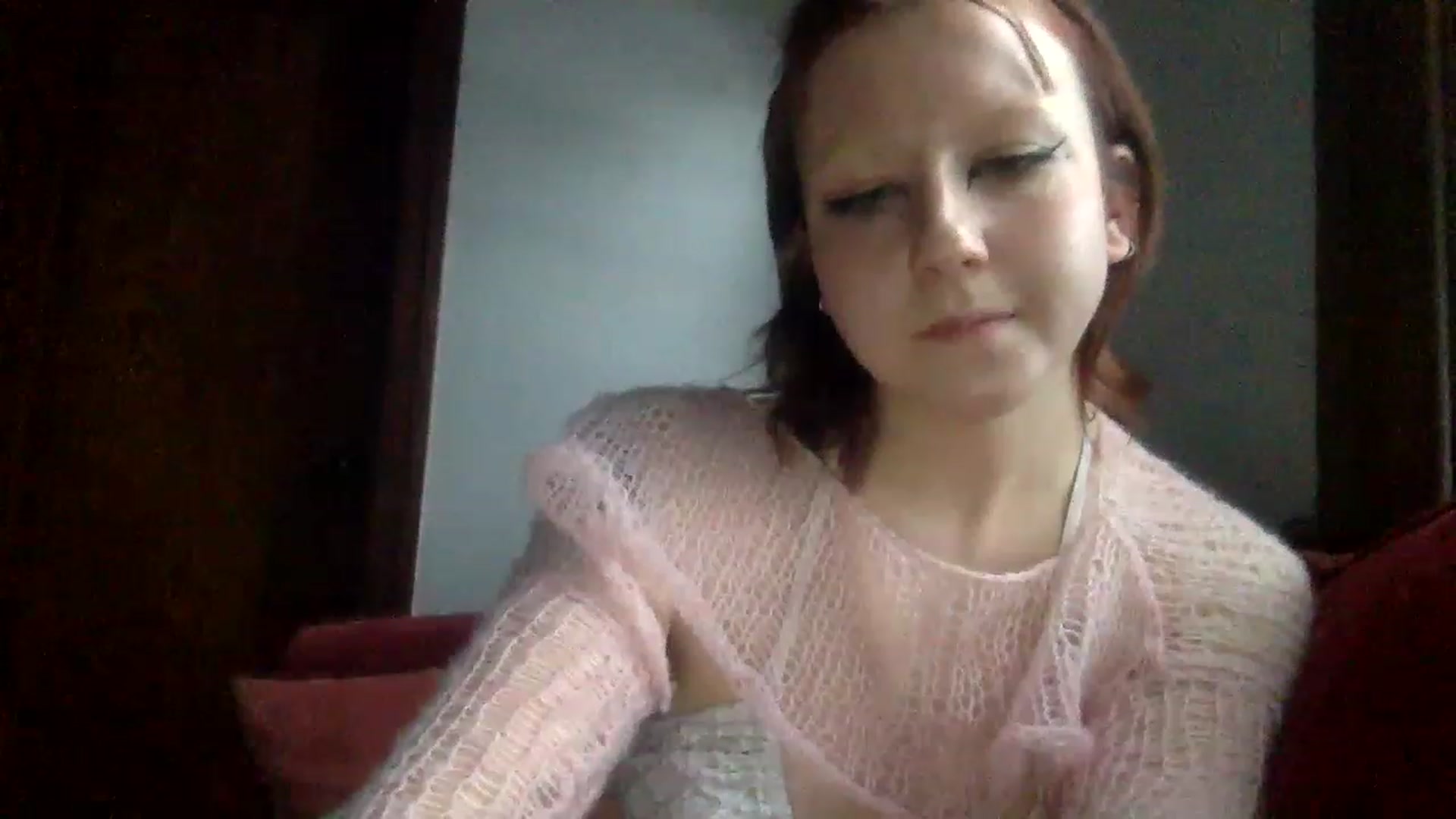 Gallery image thumbnail from ChloeLone's myfreecams stream on, 12/28/2022, 21:23 image 12 of 20