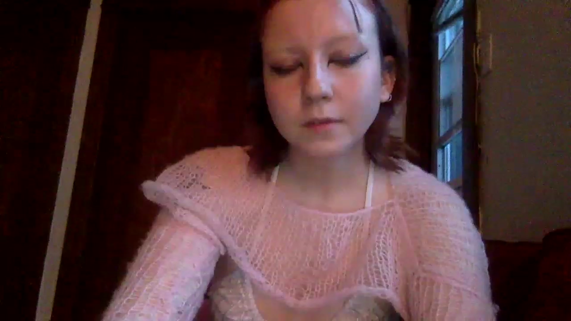 Gallery image thumbnail from ChloeLone's myfreecams stream on, 12/28/2022, 21:23 image 17 of 20