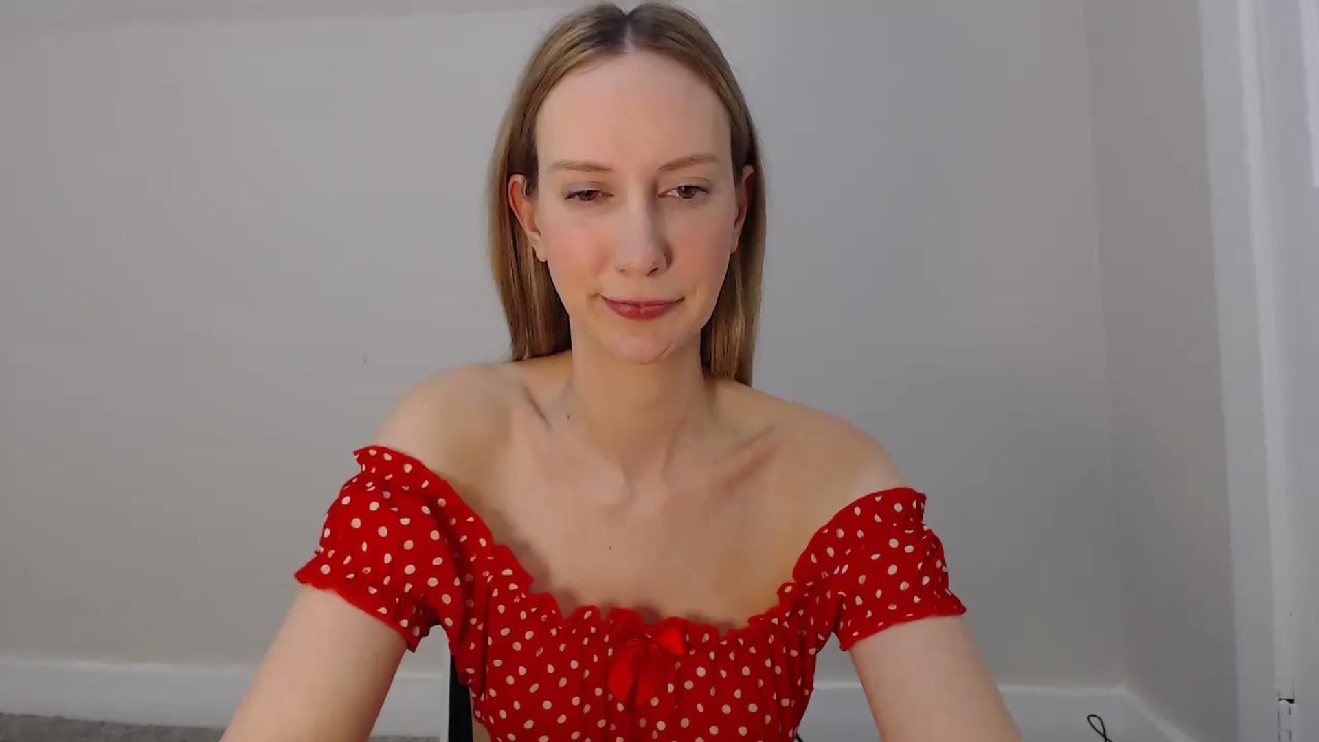 Gallery image thumbnail from ChloeMadden's myfreecams stream on, 04/02/2024, 05:41 image 15 of 20