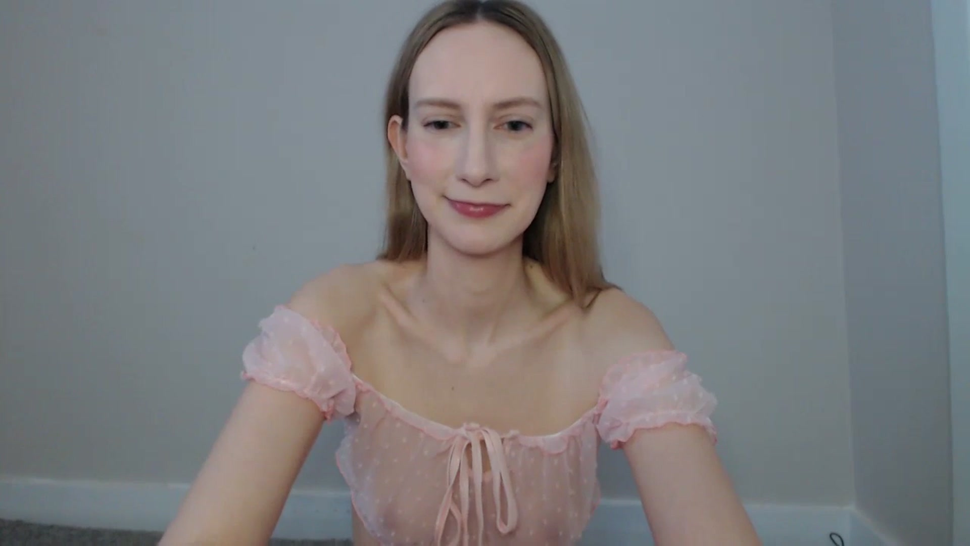 Gallery image thumbnail from ChloeMadden's myfreecams stream on, 04/06/2024, 21:37 image 10 of 20