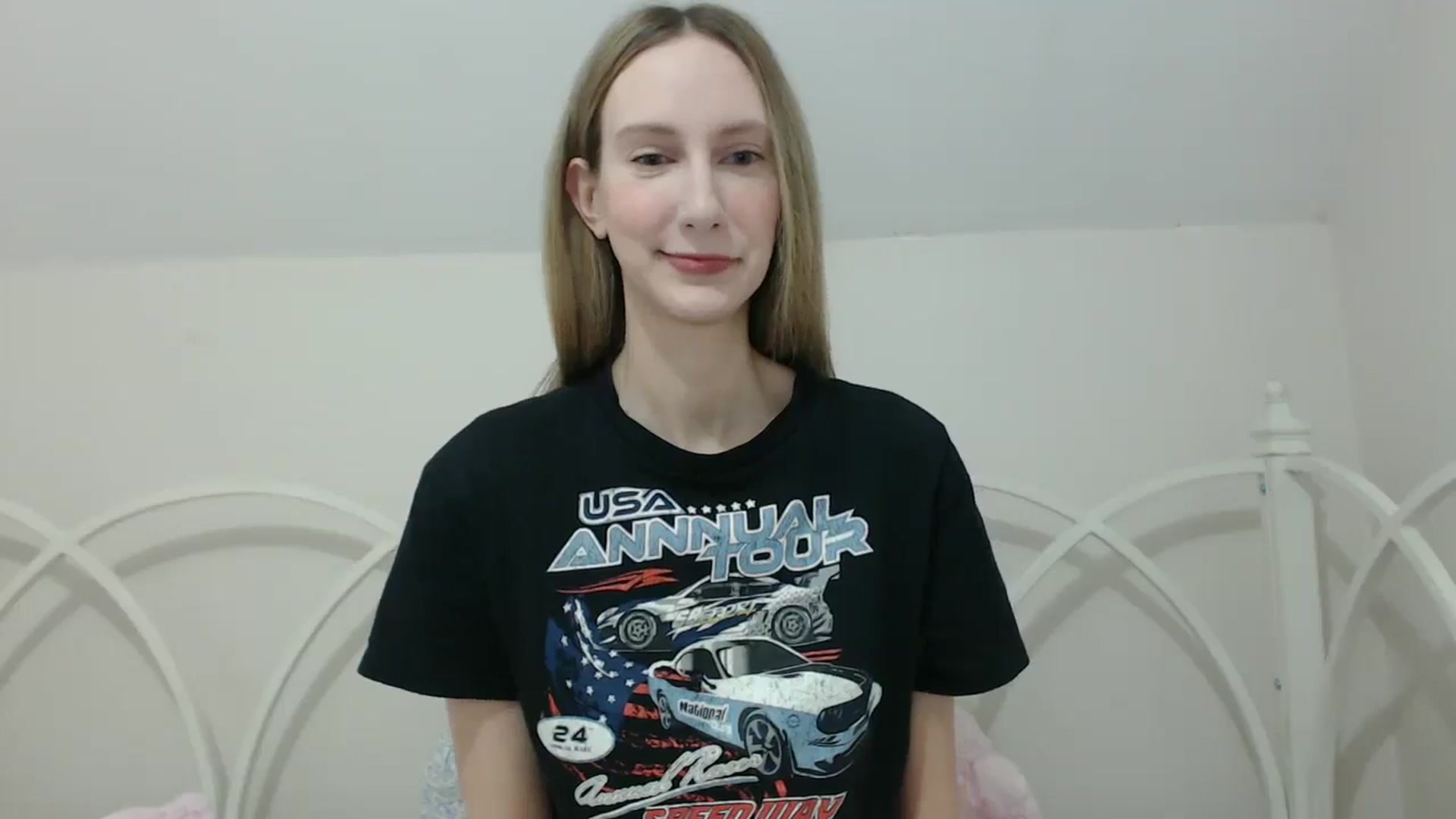 Gallery image thumbnail from ChloeMadden's myfreecams stream on, 05/06/2024, 21:14 image 20 of 20