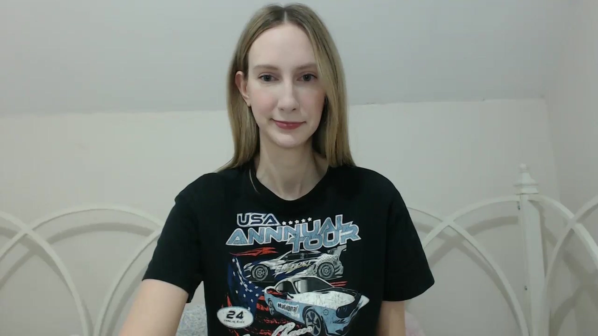 Gallery image thumbnail from ChloeMadden's myfreecams stream on, 05/06/2024, 21:14 image 6 of 20