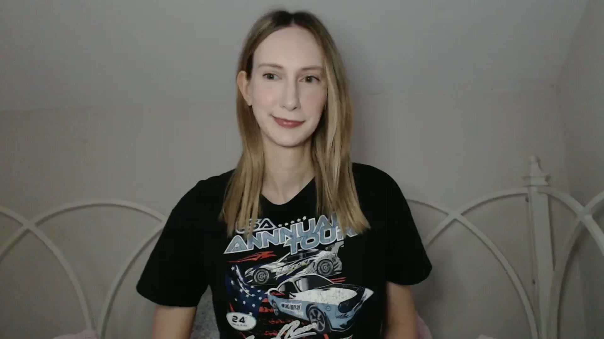 Gallery image thumbnail from ChloeMadden's myfreecams stream on, 05/06/2024, 22:08 image 1 of 20