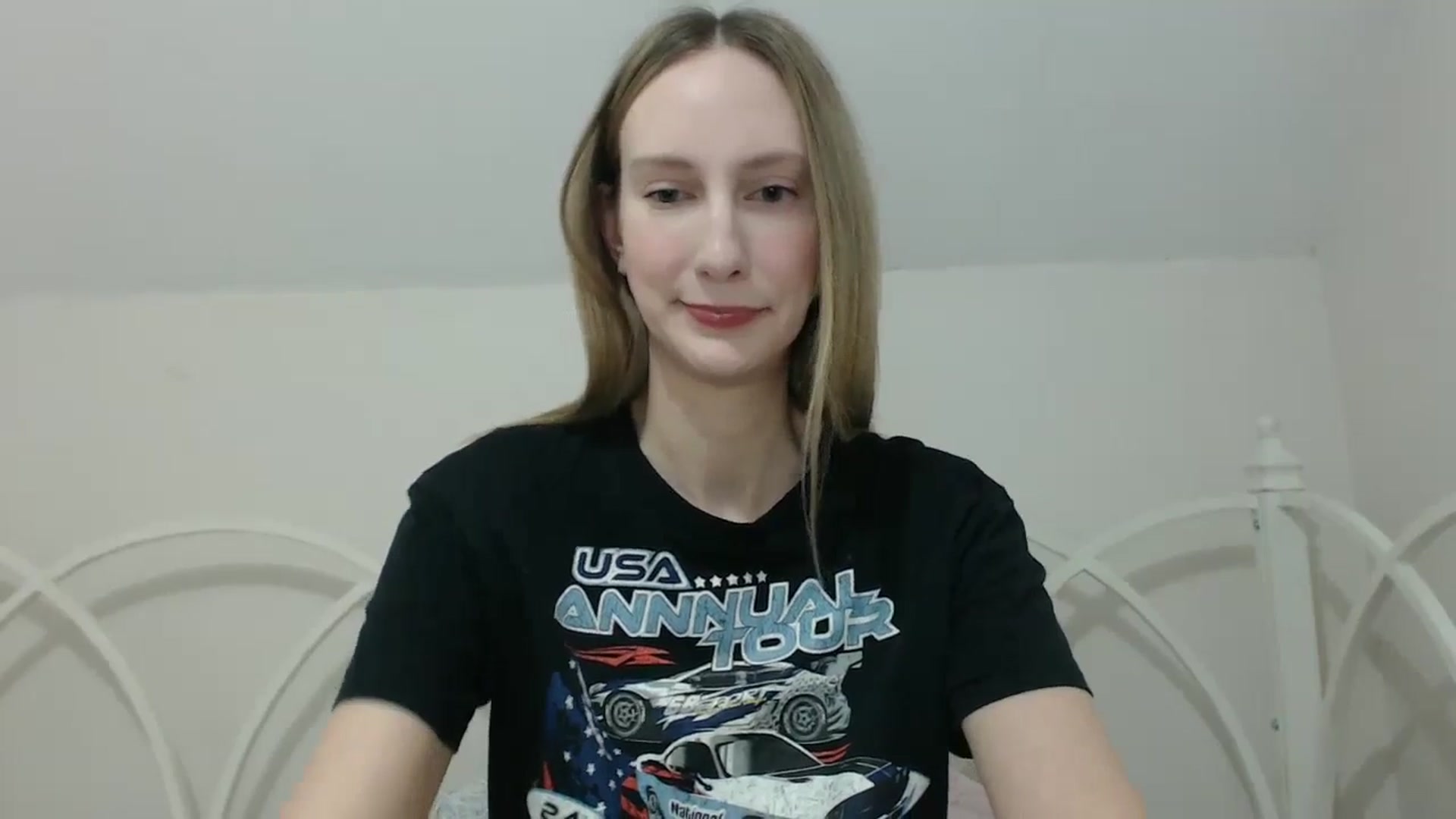 Gallery image thumbnail from ChloeMadden's myfreecams stream on, 05/07/2024, 02:43 image 18 of 20