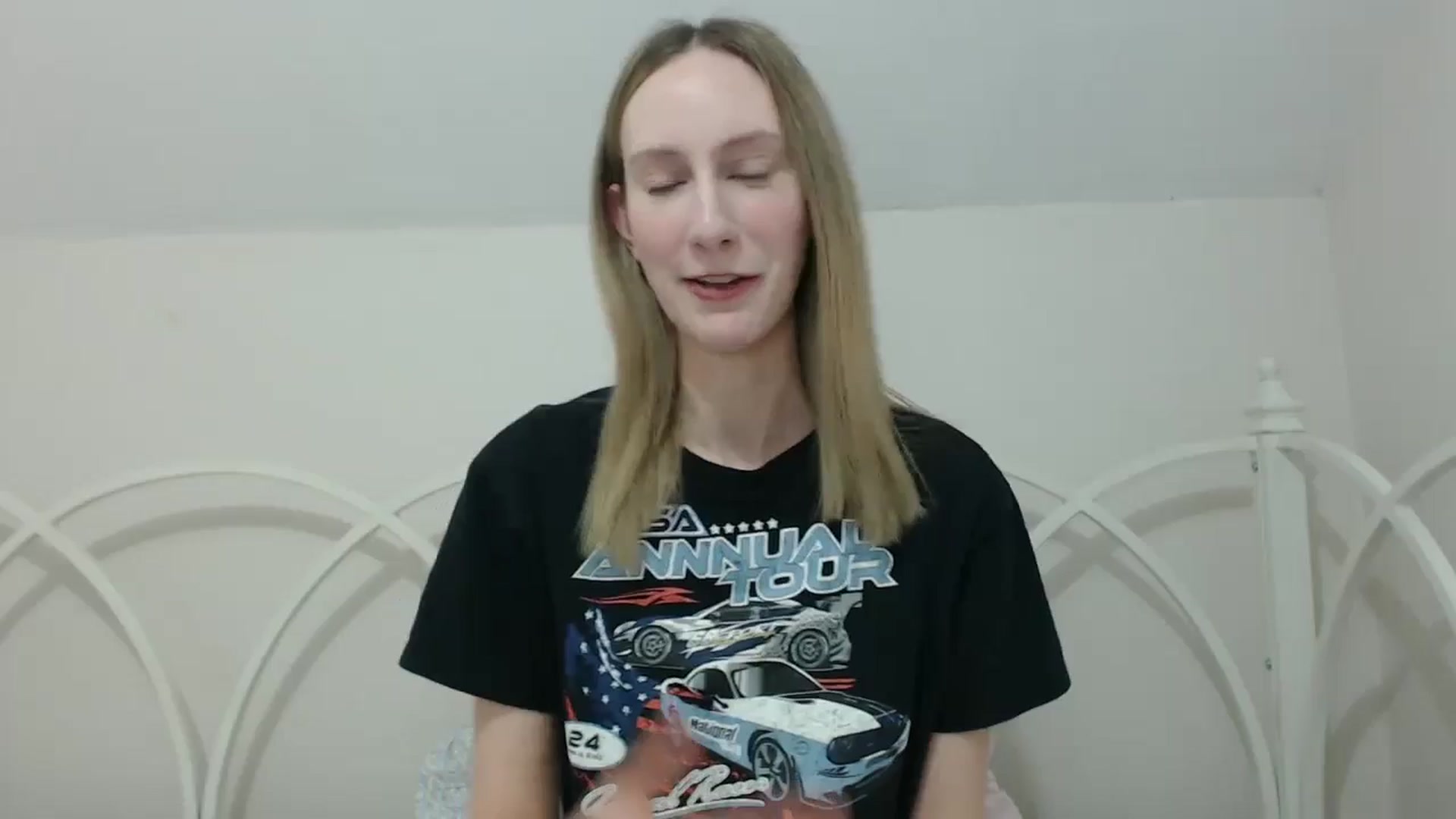 Gallery image thumbnail from ChloeMadden's myfreecams stream on, 05/07/2024, 02:43 image 2 of 20