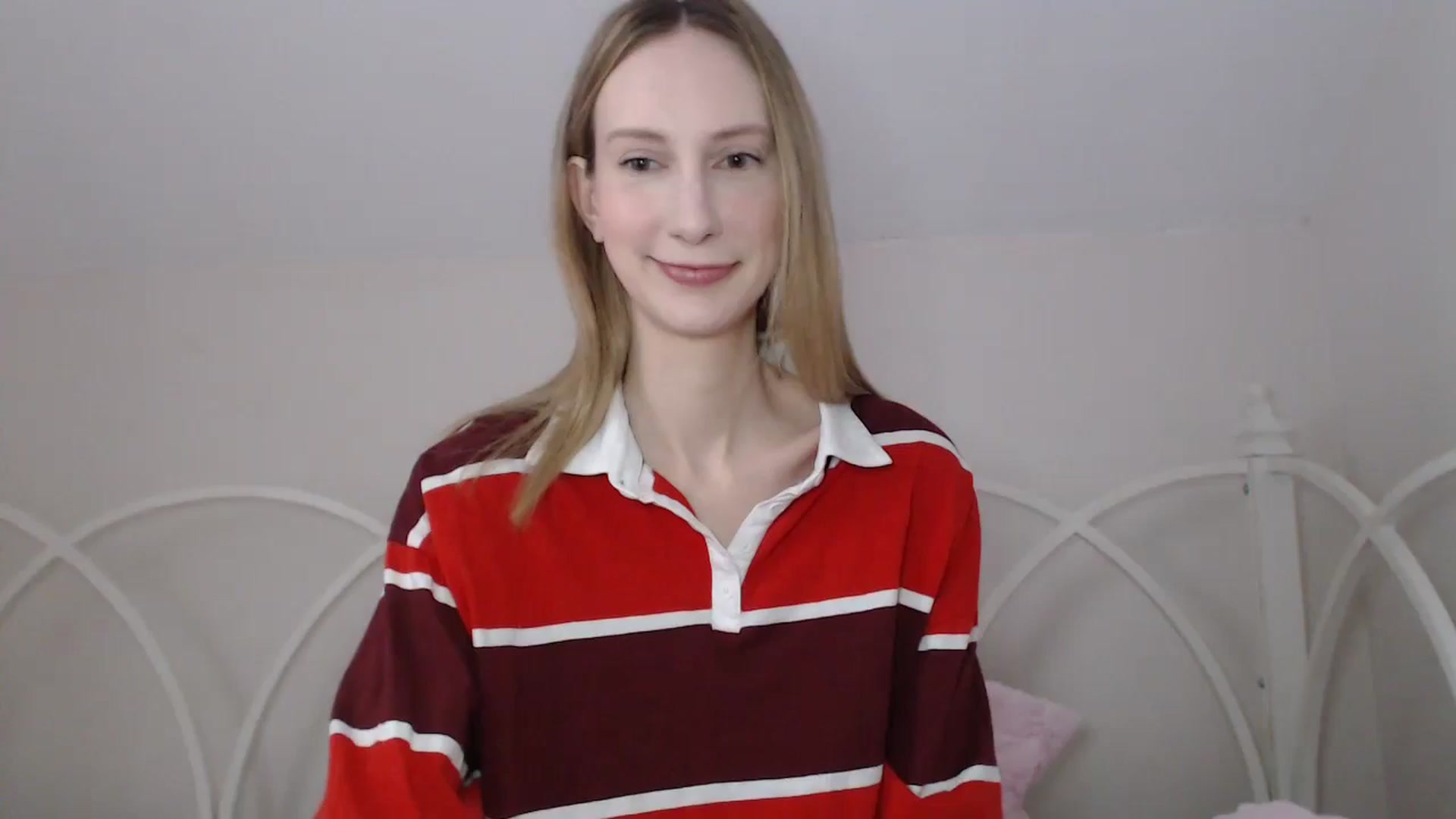 Gallery image thumbnail from ChloeMadden's myfreecams stream on, 05/07/2024, 22:20 image 16 of 20