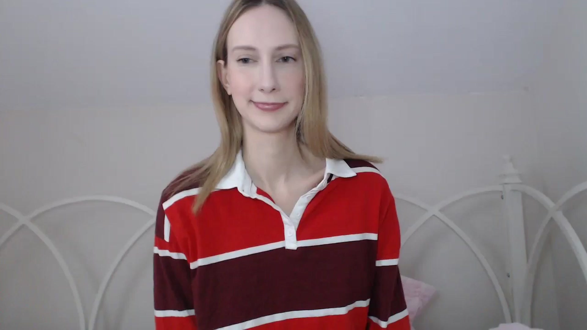 Gallery image thumbnail from ChloeMadden's myfreecams stream on, 05/07/2024, 22:20 image 10 of 20