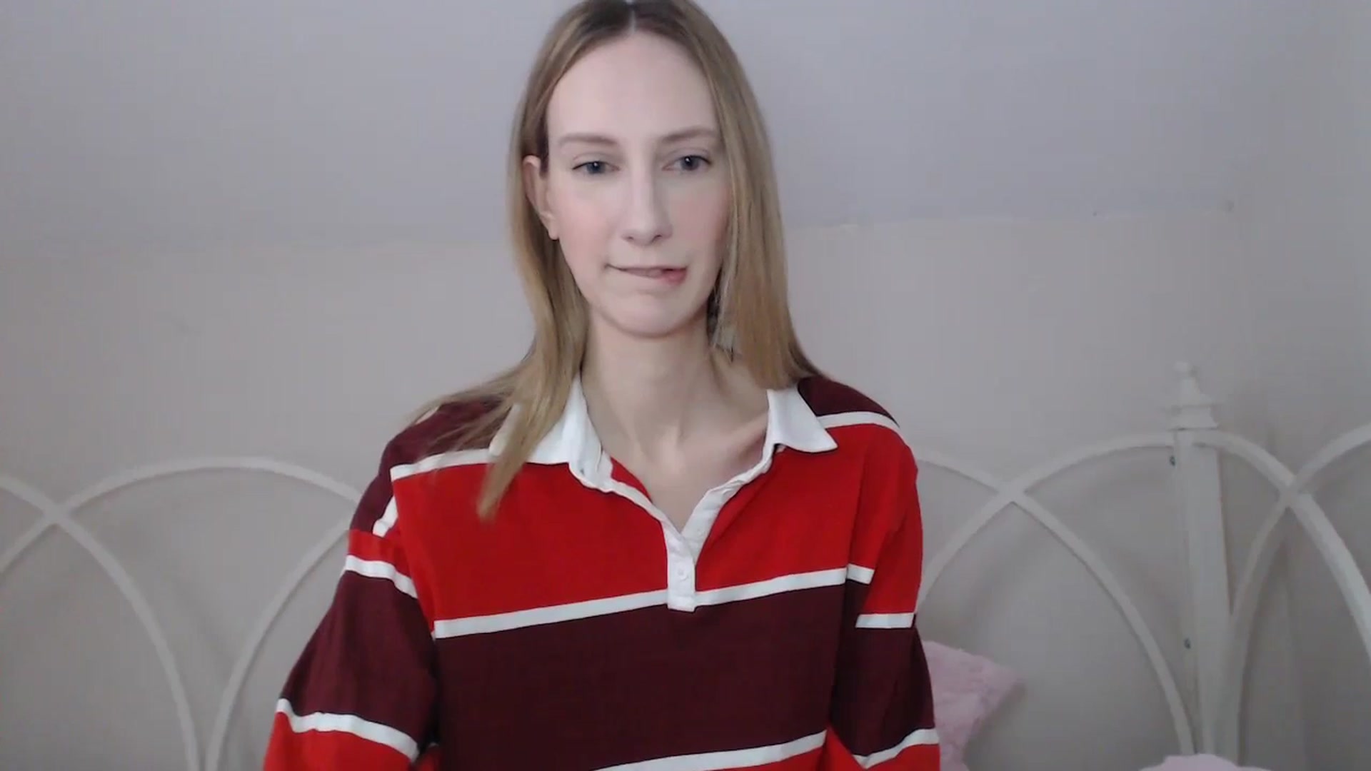 Gallery image thumbnail from ChloeMadden's myfreecams stream on, 05/07/2024, 22:20 image 15 of 20