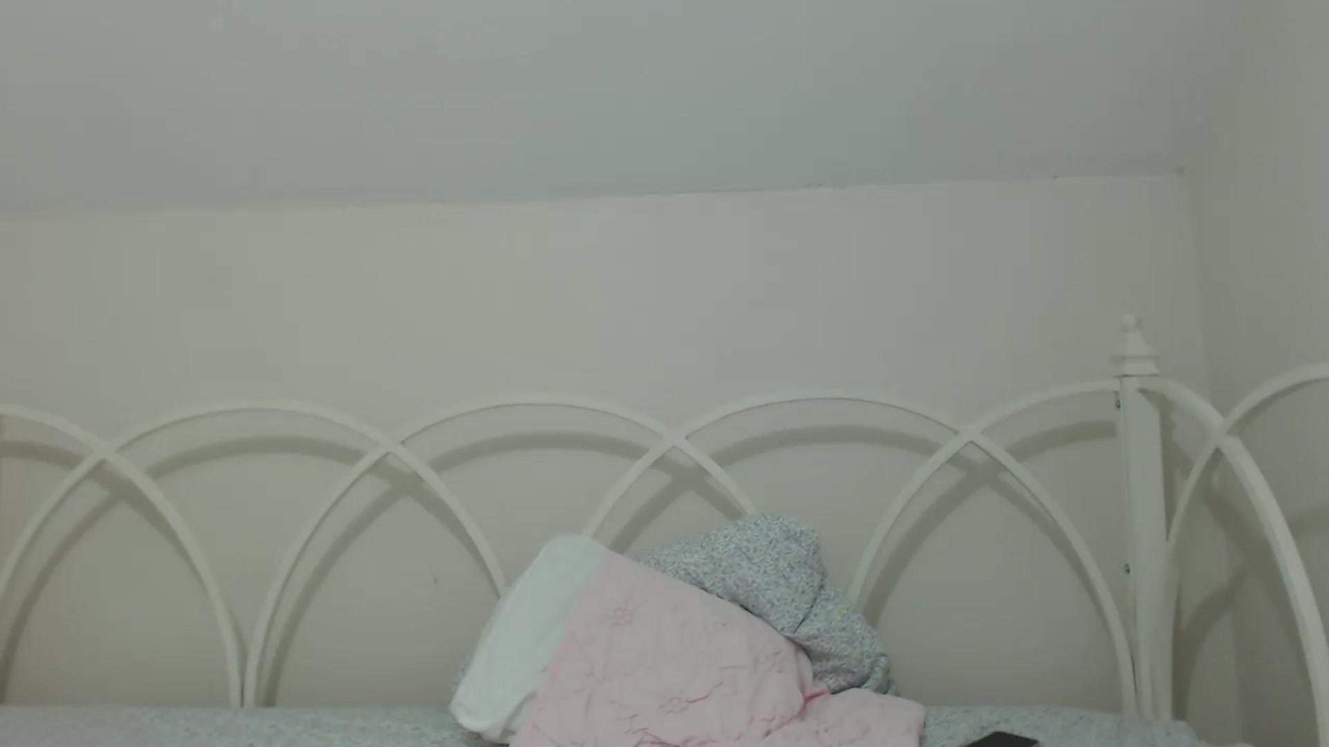 Gallery image thumbnail from ChloeMadden's myfreecams stream on, 05/09/2024, 07:12 image 16 of 20