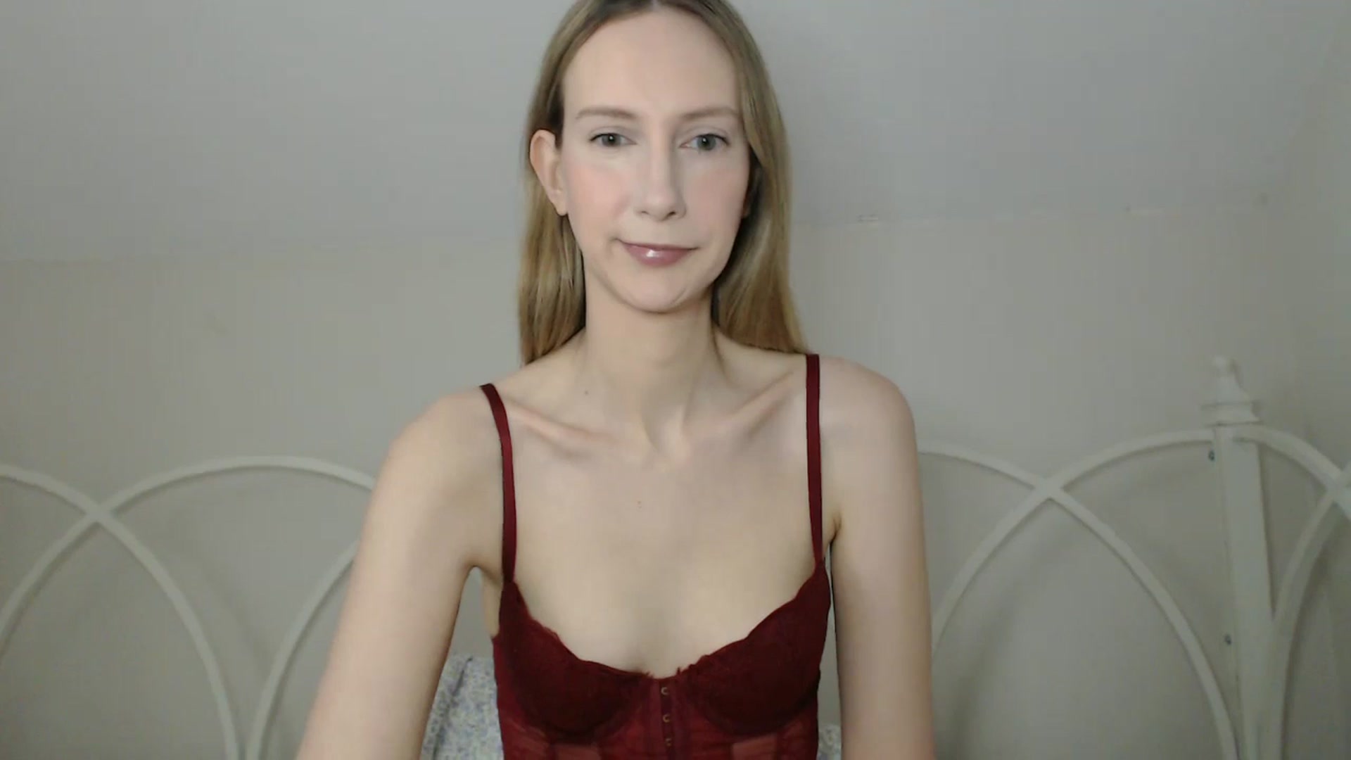 Gallery image thumbnail from ChloeMadden's myfreecams stream on, 05/24/2024, 19:40 image 15 of 20