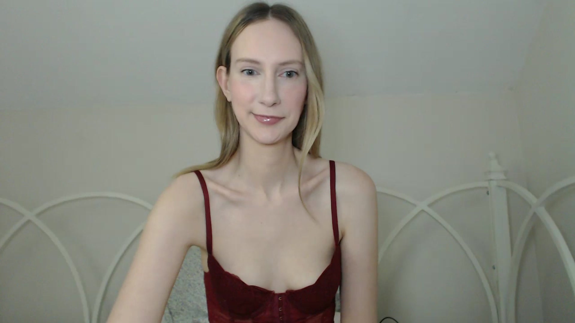 Gallery image thumbnail from ChloeMadden's myfreecams stream on, 05/24/2024, 22:14 image 12 of 20